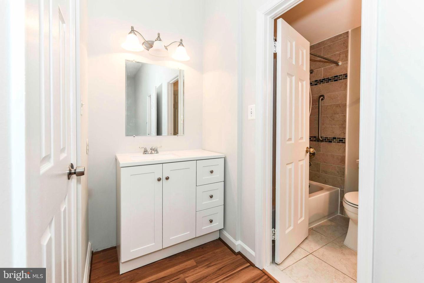 6104 ROCKY WAY CT, CENTREVILLE, Virginia 20120, 3 Bedrooms Bedrooms, ,1 BathroomBathrooms,Residential,For sale,6104 ROCKY WAY CT,VAFX2261998 MLS # VAFX2261998