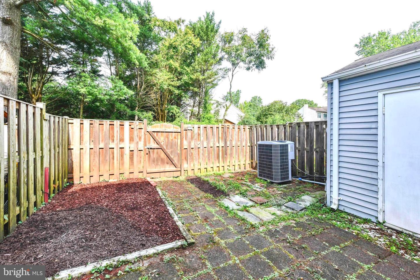 6104 ROCKY WAY CT, CENTREVILLE, Virginia 20120, 3 Bedrooms Bedrooms, ,1 BathroomBathrooms,Residential,For sale,6104 ROCKY WAY CT,VAFX2261998 MLS # VAFX2261998