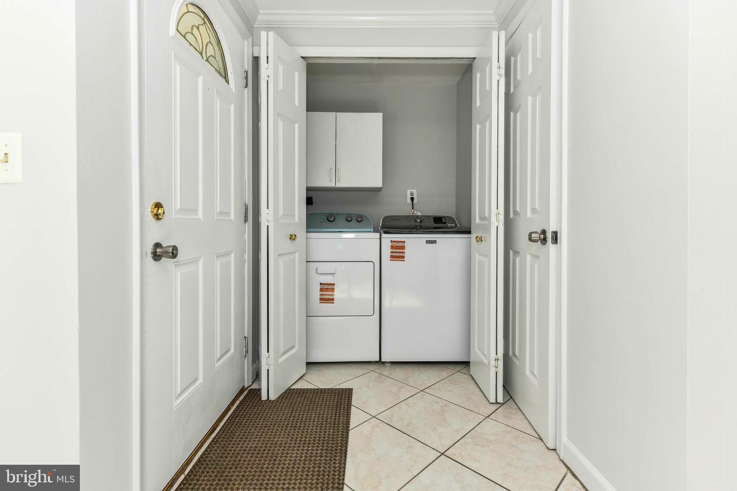 6104 ROCKY WAY CT, CENTREVILLE, Virginia 20120, 3 Bedrooms Bedrooms, ,1 BathroomBathrooms,Residential,For sale,6104 ROCKY WAY CT,VAFX2261998 MLS # VAFX2261998