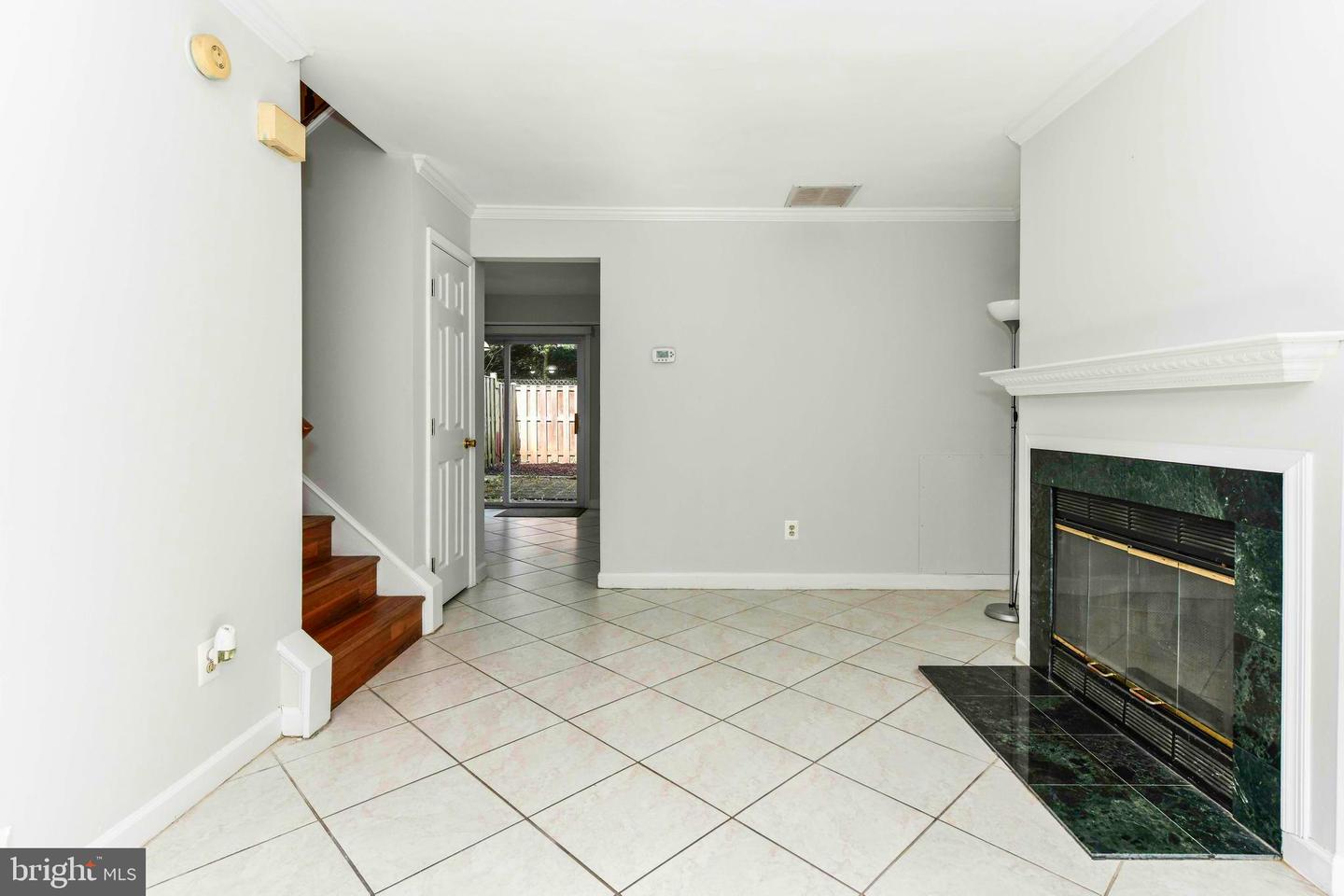 6104 ROCKY WAY CT, CENTREVILLE, Virginia 20120, 3 Bedrooms Bedrooms, ,1 BathroomBathrooms,Residential,For sale,6104 ROCKY WAY CT,VAFX2261998 MLS # VAFX2261998