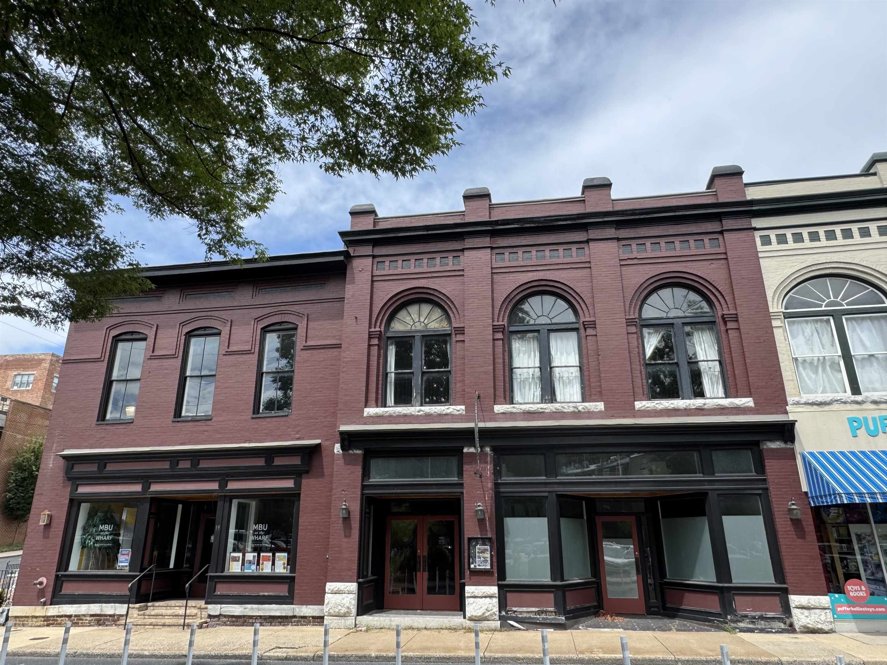 19, 23, 25 W JOHNSON ST, STAUNTON, Virginia 24401, ,Commercial,19, 23, 25 W JOHNSON ST,667998 MLS # 667998