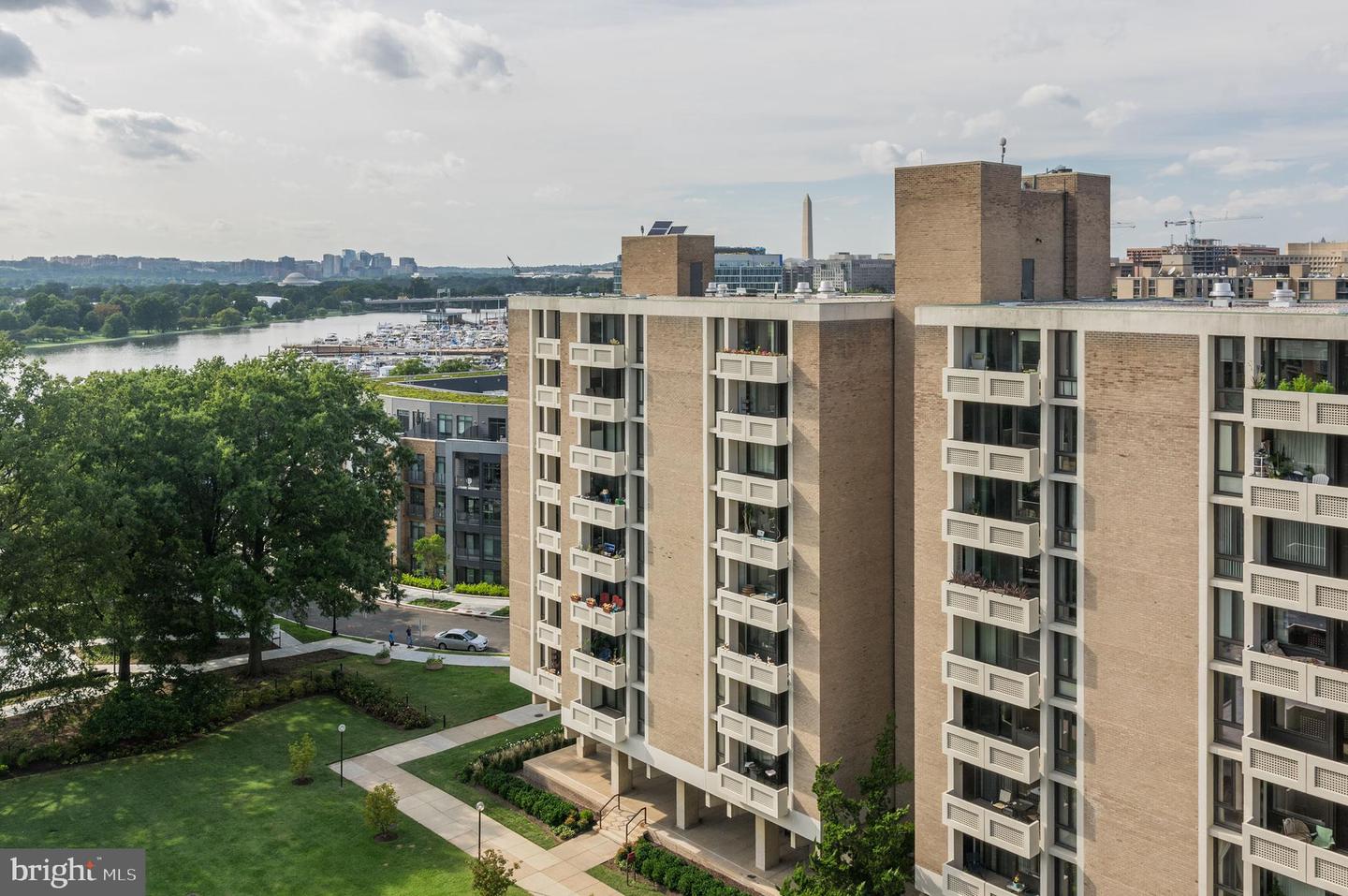 429 N ST SW #S504, WASHINGTON, District Of Columbia 20024, 2 Bedrooms Bedrooms, ,2 BathroomsBathrooms,Residential,For sale,429 N ST SW #S504,DCDC2188596 MLS # DCDC2188596