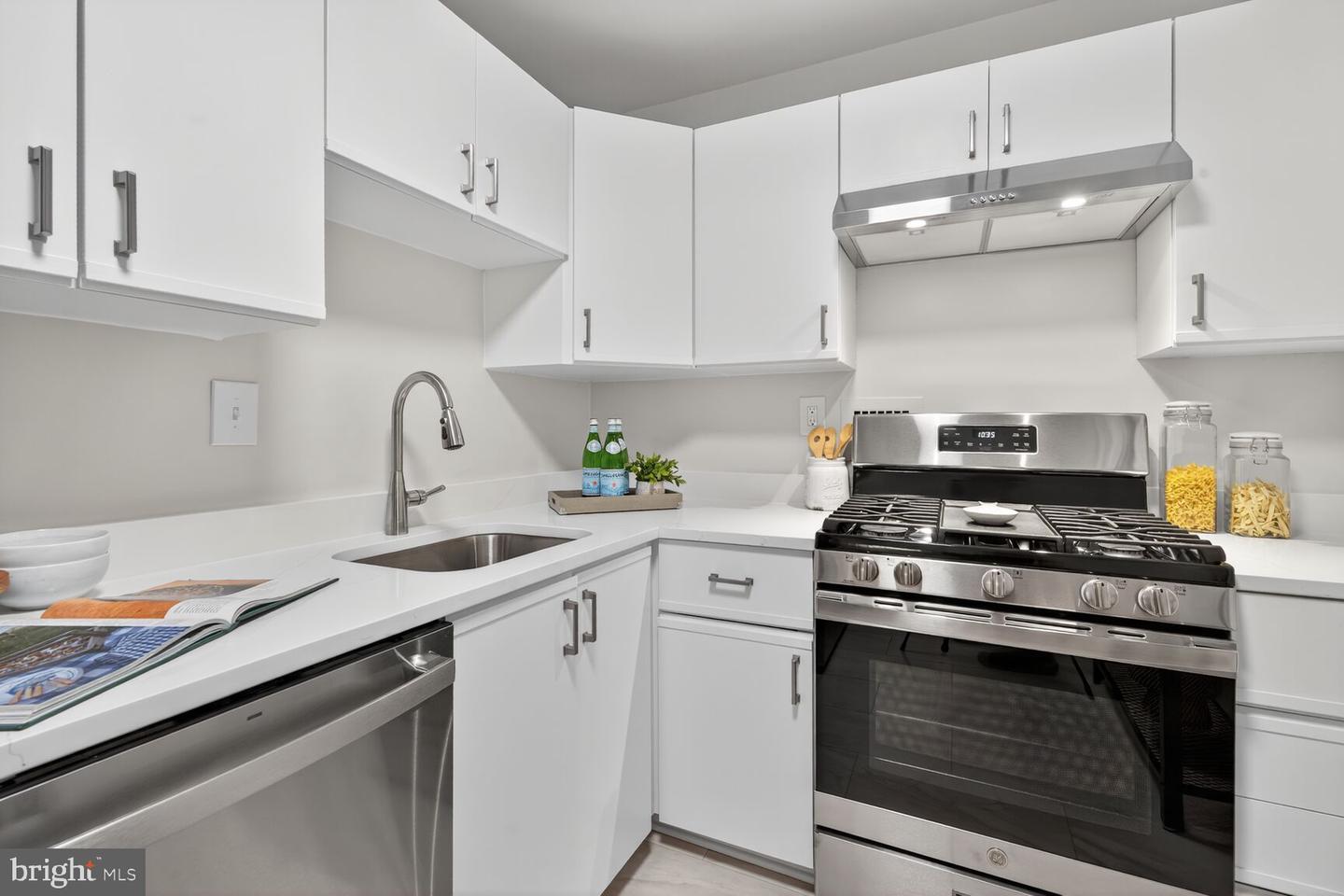 2939 VAN NESS ST NW #419, WASHINGTON, District Of Columbia 20008, 1 Bedroom Bedrooms, ,1 BathroomBathrooms,Residential,For sale,2939 VAN NESS ST NW #419,DCDC2191986 MLS # DCDC2191986