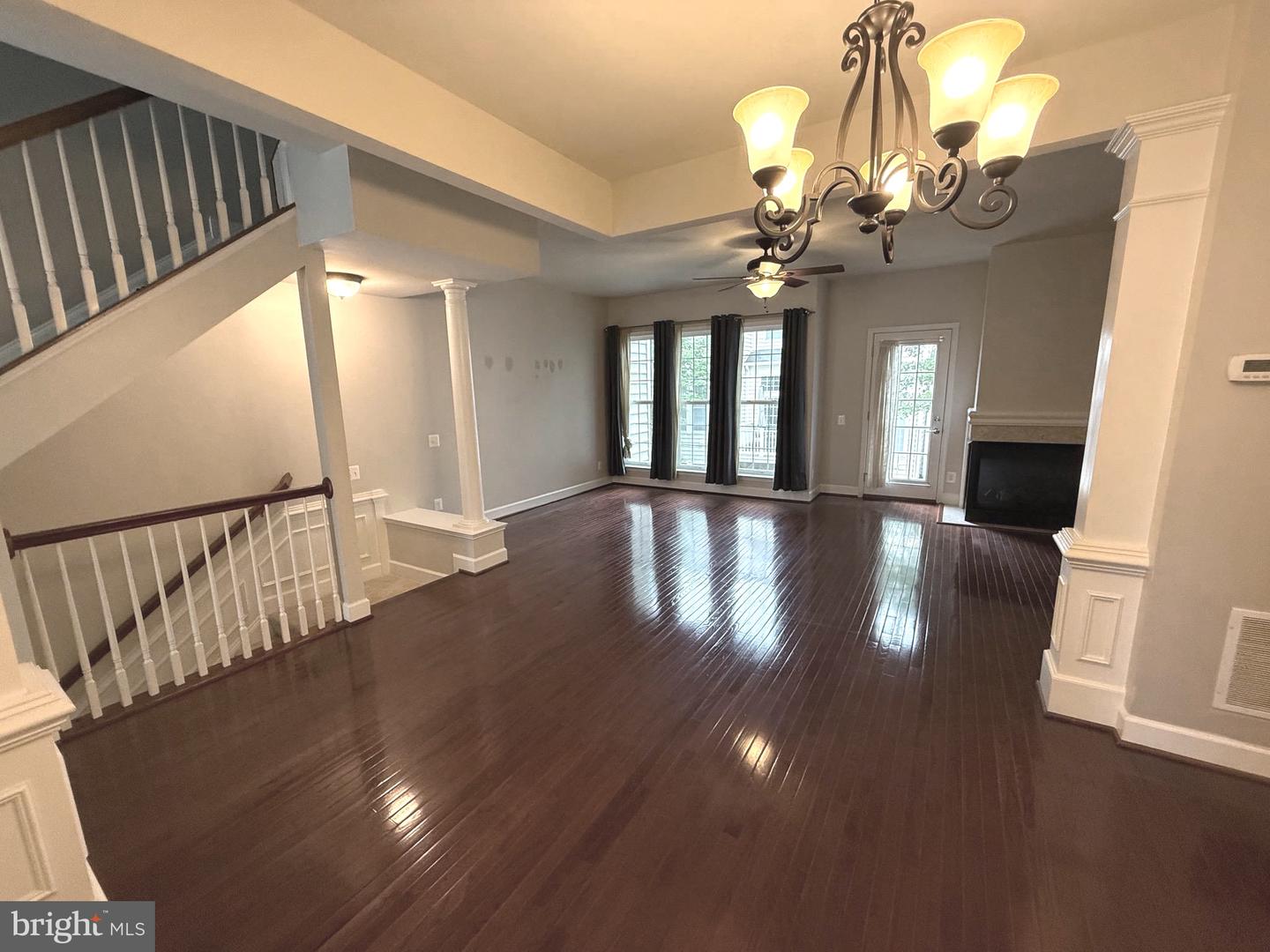 14669 CROSSFIELD WAY, WOODBRIDGE, Virginia 22191, 4 Bedrooms Bedrooms, ,3 BathroomsBathrooms,Residential,For sale,14669 CROSSFIELD WAY,VAPW2091958 MLS # VAPW2091958
