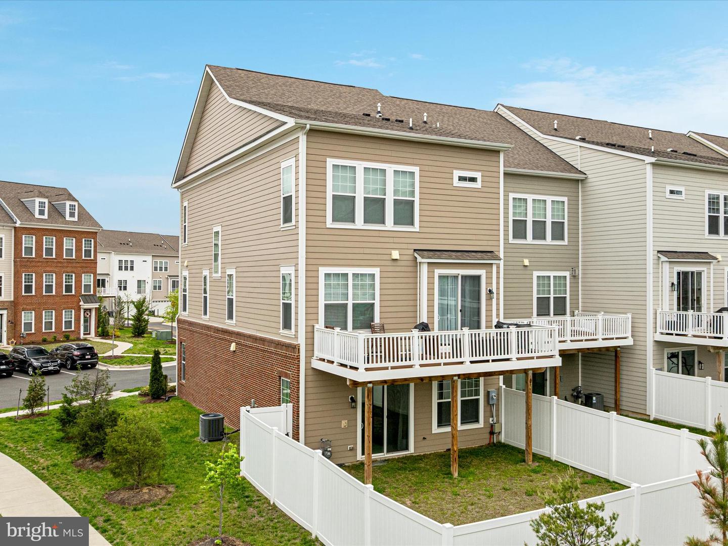 42973 RUNNING CREEK SQ, LEESBURG, Virginia 20175, 3 Bedrooms Bedrooms, ,3 BathroomsBathrooms,Residential,For sale,42973 RUNNING CREEK SQ,VALO2094370 MLS # VALO2094370
