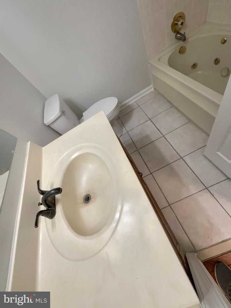 13324 KIRKDALE CT, WOODBRIDGE, Virginia 22193, 4 Bedrooms Bedrooms, ,3 BathroomsBathrooms,Residential,For sale,13324 KIRKDALE CT,VAPW2092778 MLS # VAPW2092778