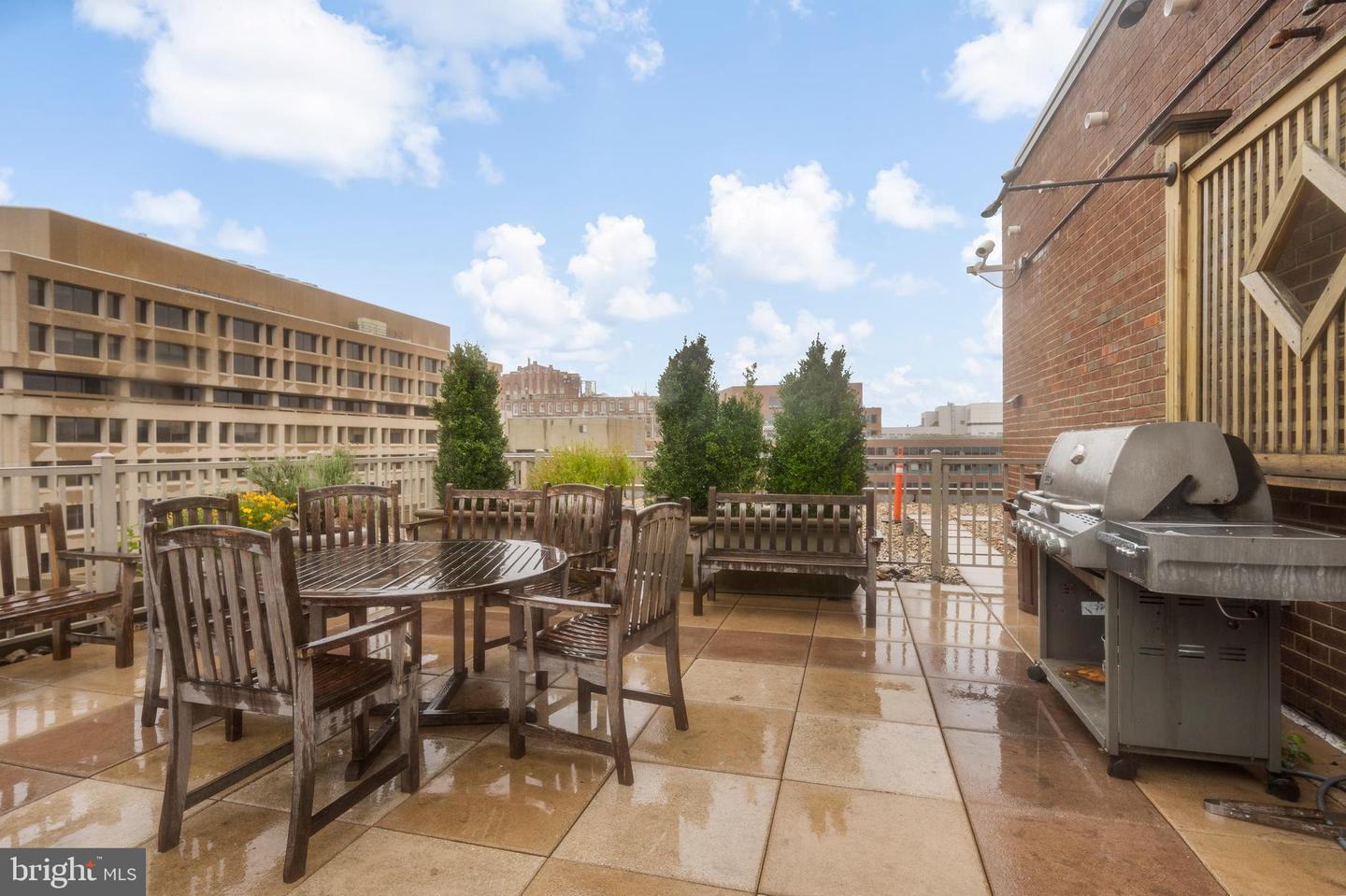 1301 20TH ST NW #407, WASHINGTON, District Of Columbia 20036, 1 Bedroom Bedrooms, 4 Rooms Rooms,1 BathroomBathrooms,Residential,For sale,1301 20TH ST NW #407,DCDC2202688 MLS # DCDC2202688