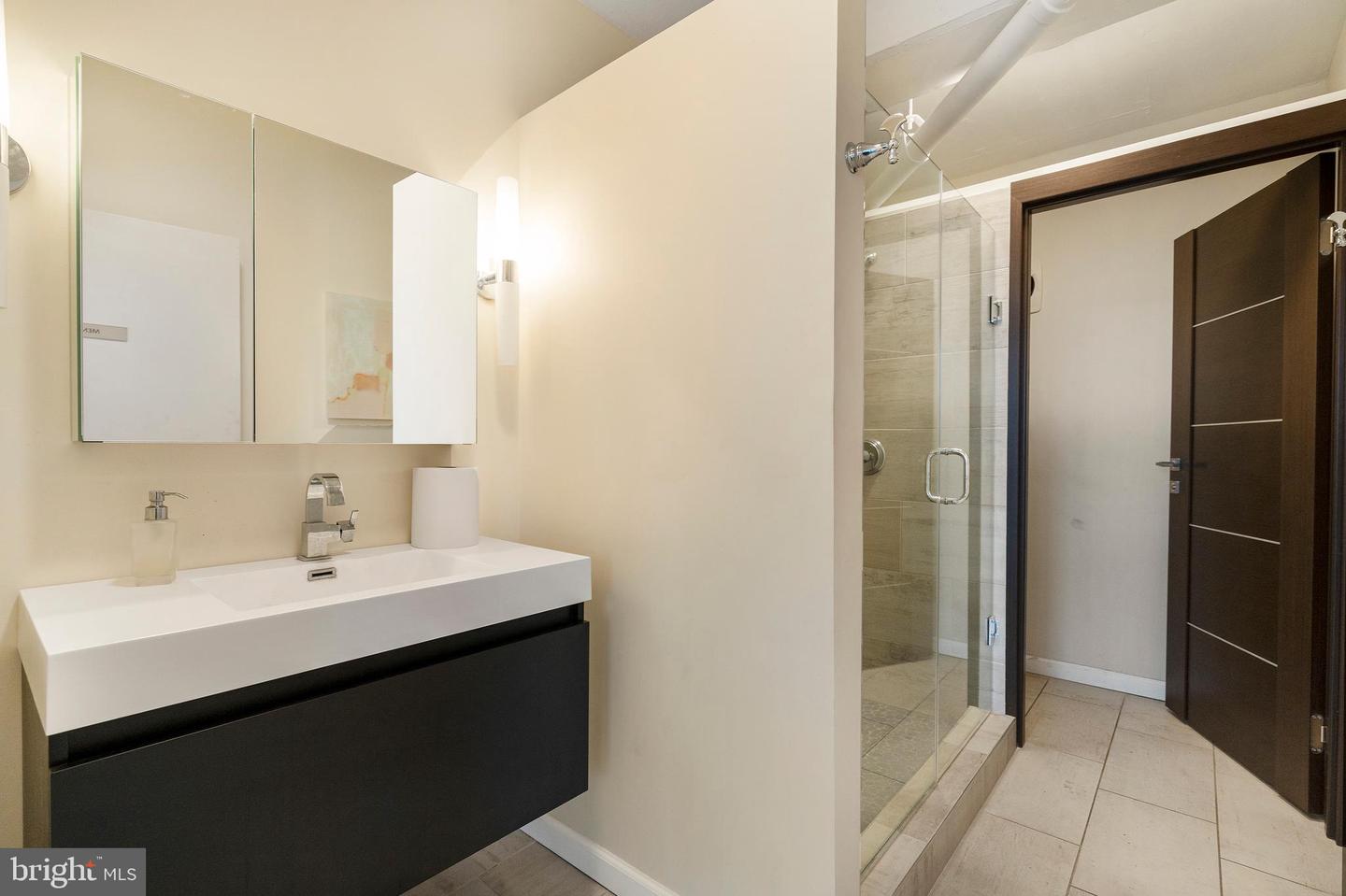 1301 20TH ST NW #407, WASHINGTON, District Of Columbia 20036, 1 Bedroom Bedrooms, 4 Rooms Rooms,1 BathroomBathrooms,Residential,For sale,1301 20TH ST NW #407,DCDC2202688 MLS # DCDC2202688