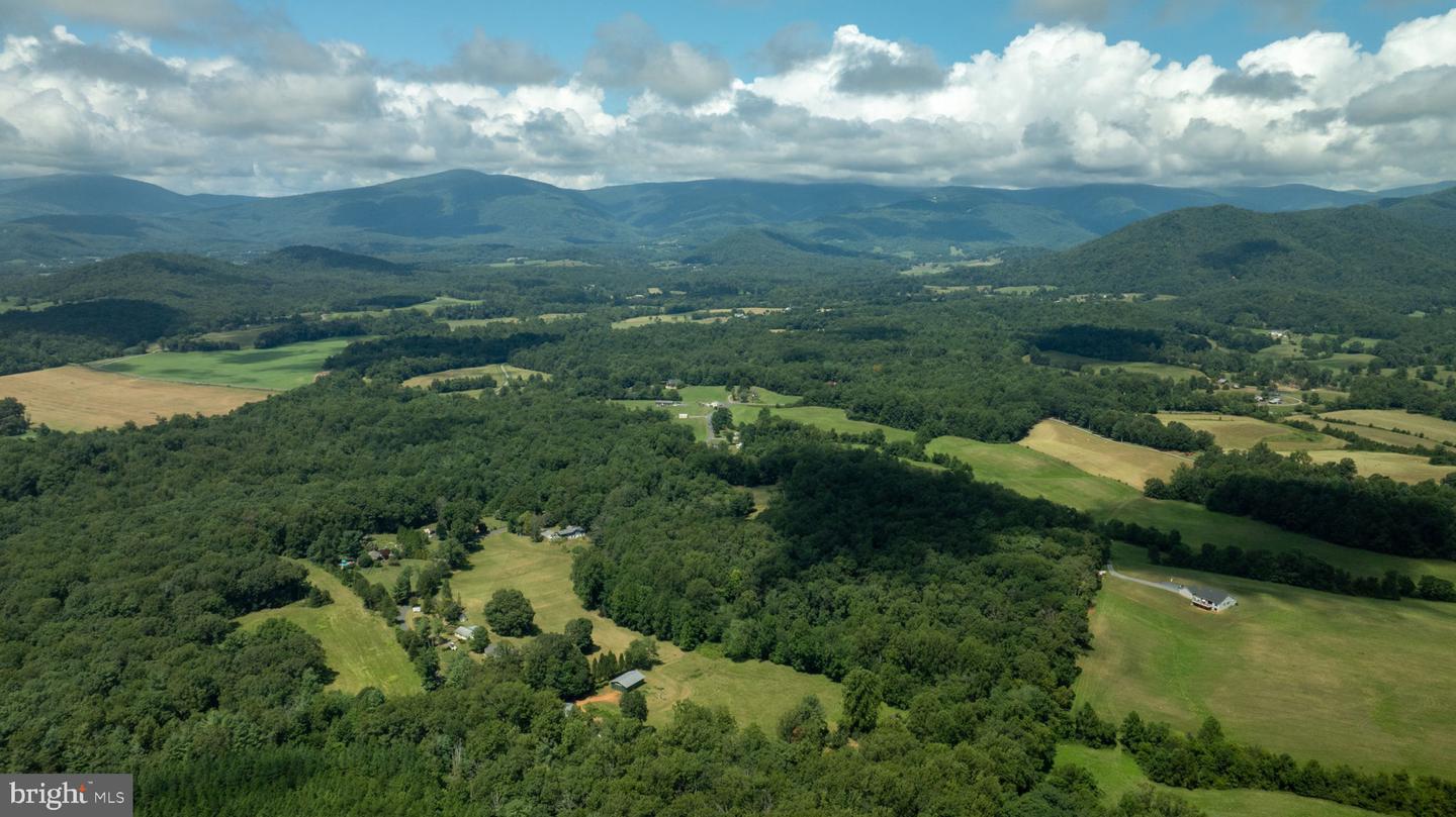 659 PEA RIDGE RD, HOOD, Virginia 22723, 4 Bedrooms Bedrooms, ,3 BathroomsBathrooms,Residential,For sale,659 PEA RIDGE RD,VAMA2002282 MLS # VAMA2002282