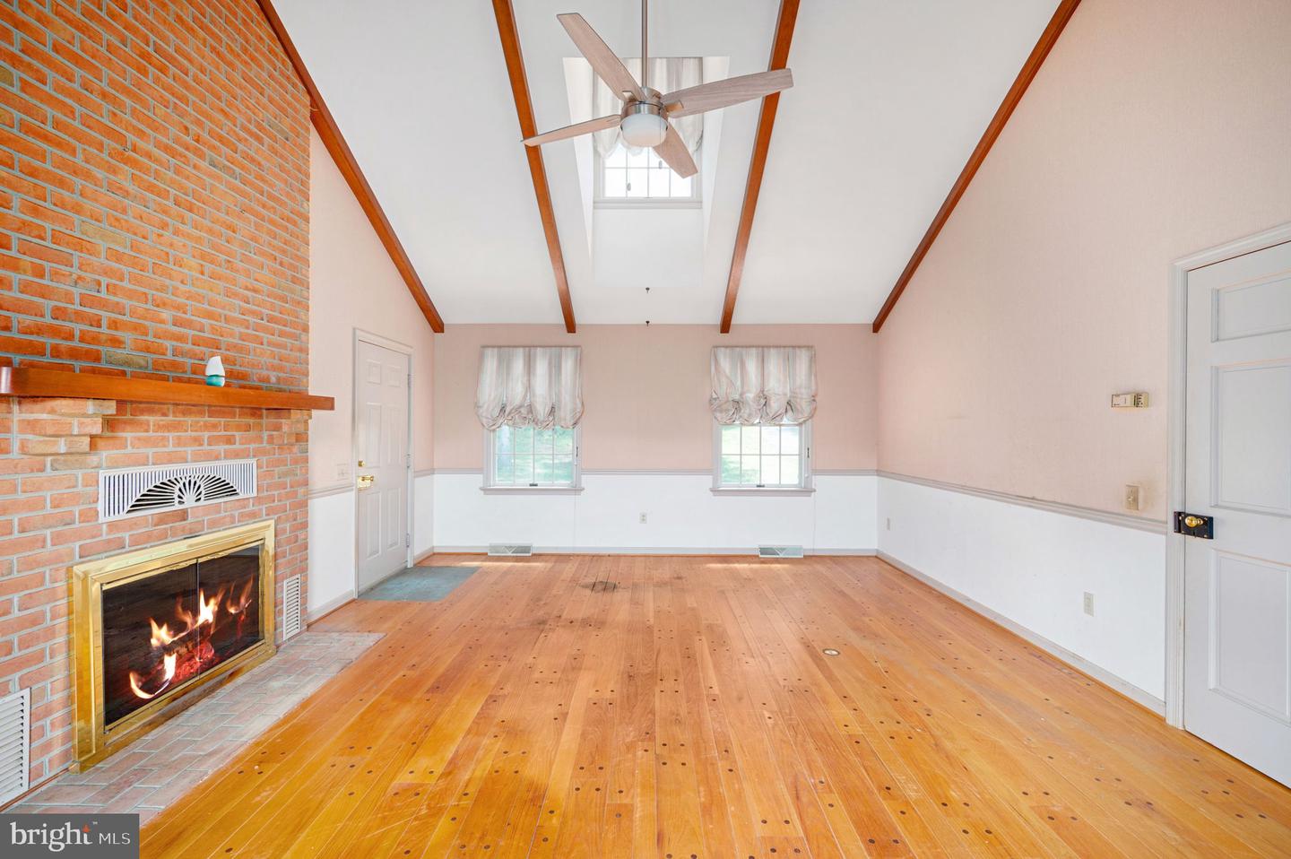 659 PEA RIDGE RD, HOOD, Virginia 22723, 4 Bedrooms Bedrooms, ,3 BathroomsBathrooms,Residential,For sale,659 PEA RIDGE RD,VAMA2002282 MLS # VAMA2002282