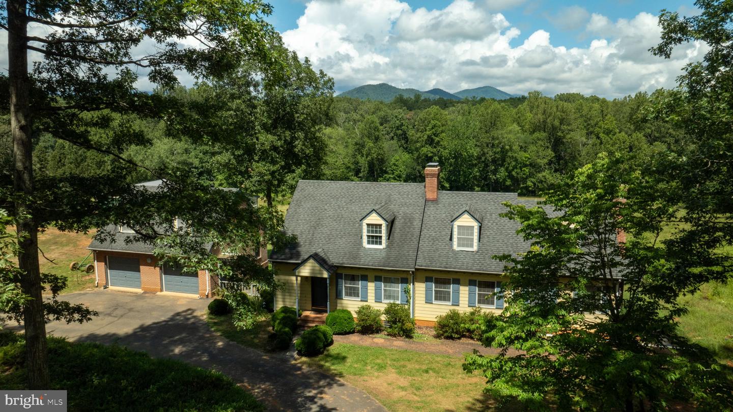 659 PEA RIDGE RD, HOOD, Virginia 22723, 4 Bedrooms Bedrooms, ,3 BathroomsBathrooms,Residential,For sale,659 PEA RIDGE RD,VAMA2002282 MLS # VAMA2002282