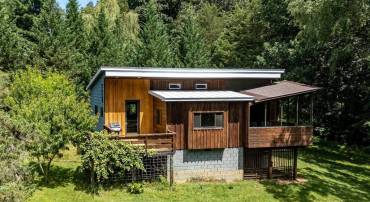 606 RIVERSIDE DR, LURAY, Virginia 22835, 1 Bedroom Bedrooms, ,1 BathroomBathrooms,Residential,606 RIVERSIDE DR,VAPA2005272 MLS # VAPA2005272