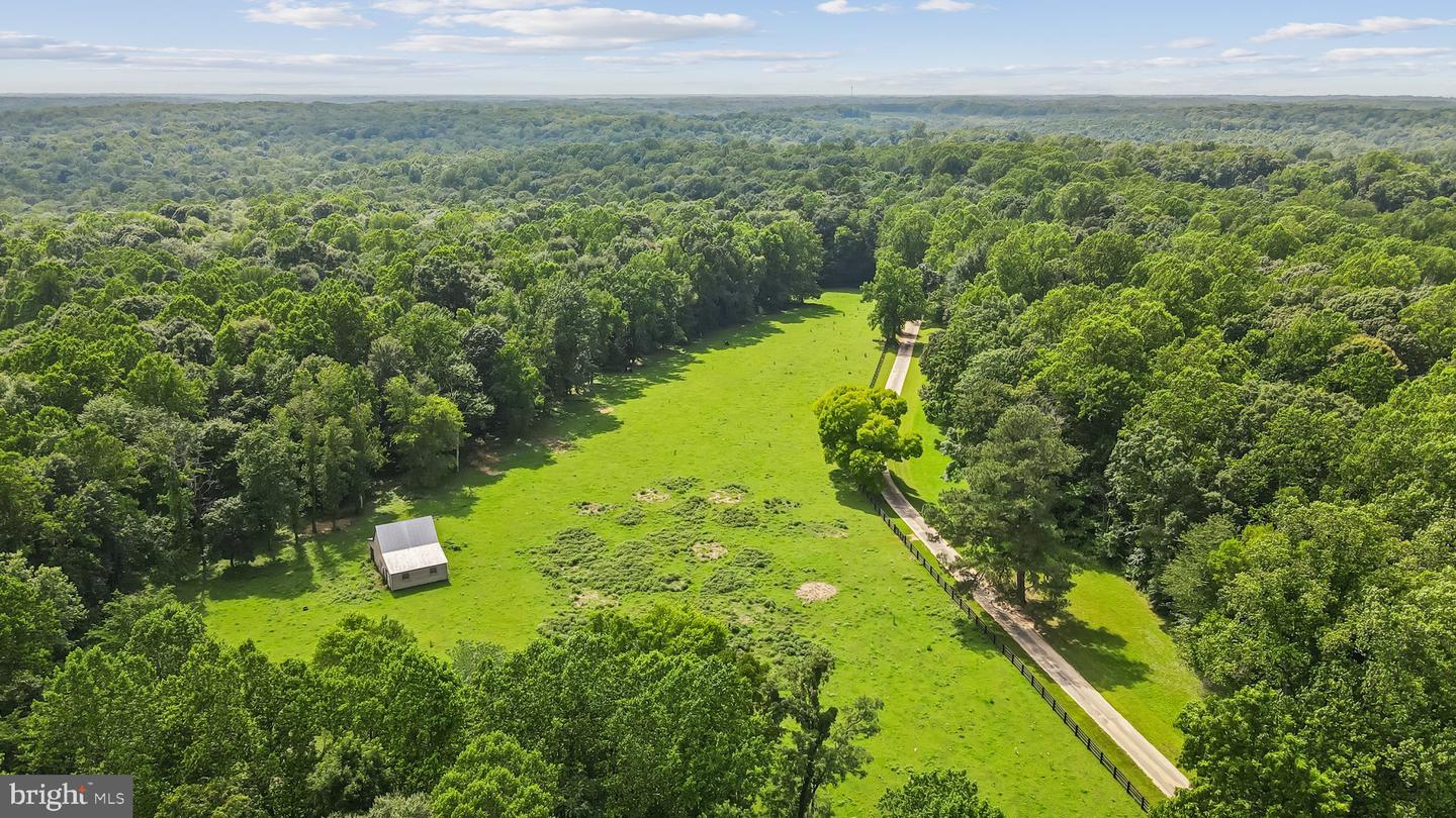 23348 TIDEWATER TRL, RAPPAHANNOCK ACADEMY, Virginia 22538, 4 Bedrooms Bedrooms, ,4 BathroomsBathrooms,Residential,For sale,23348 TIDEWATER TRL,VACV2008326 MLS # VACV2008326
