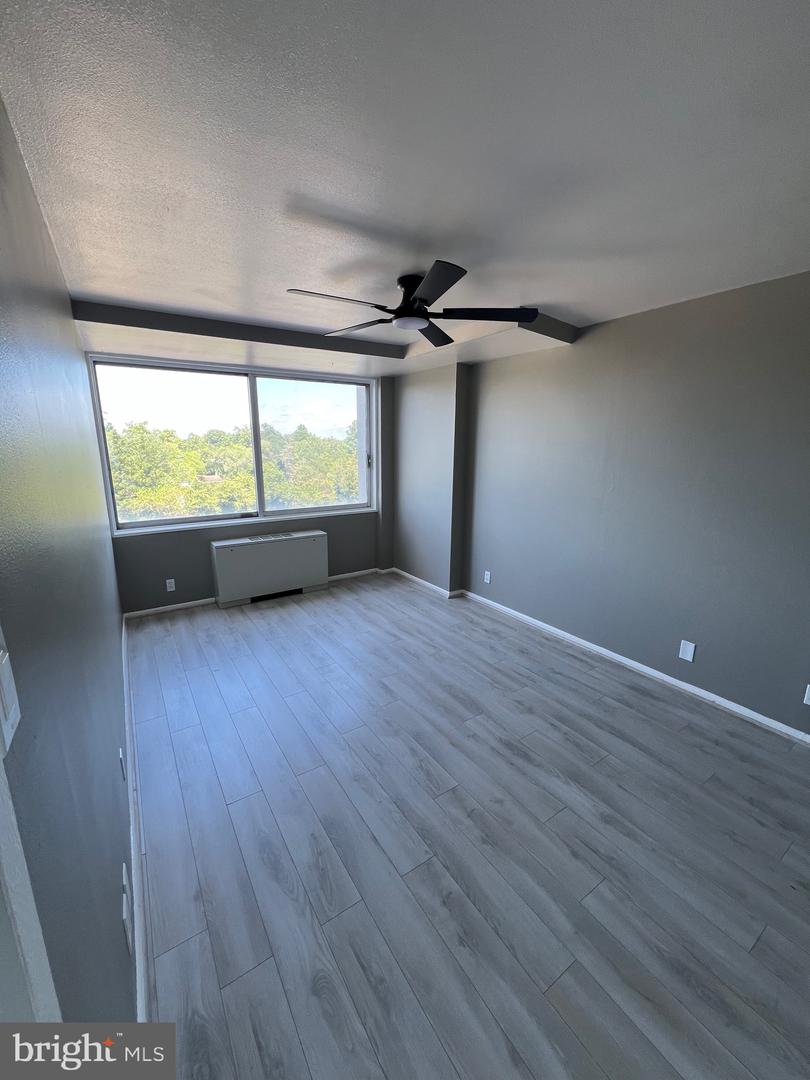 301 N BEAUREGARD ST #509, ALEXANDRIA, Virginia 22312, 1 Bedroom Bedrooms, ,1 BathroomBathrooms,Residential,For sale,301 N BEAUREGARD ST #509,VAAX2046650 MLS # VAAX2046650