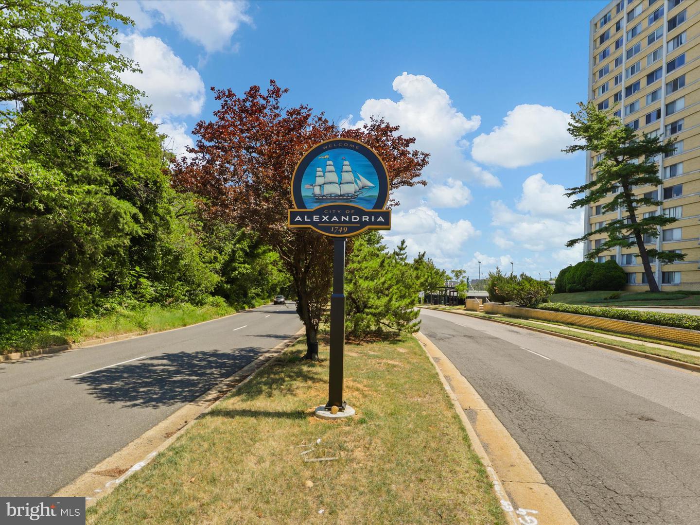 301 N BEAUREGARD ST #509, ALEXANDRIA, Virginia 22312, 1 Bedroom Bedrooms, ,1 BathroomBathrooms,Residential,For sale,301 N BEAUREGARD ST #509,VAAX2046650 MLS # VAAX2046650