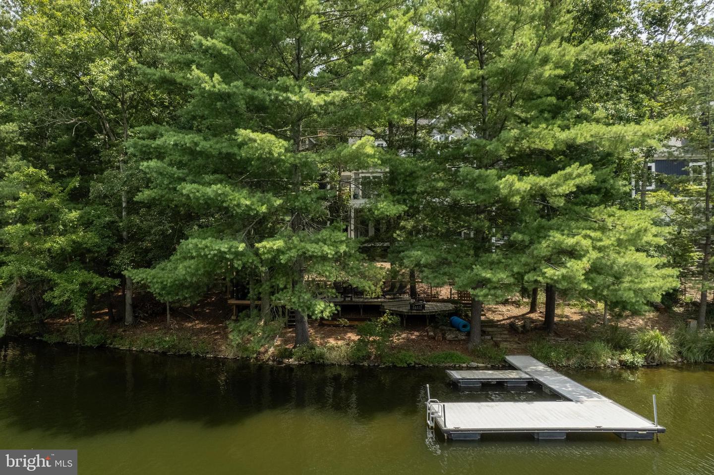 1079 LAKEVIEW DR, CROSS JUNCTION, Virginia 22625, 4 Bedrooms Bedrooms, ,3 BathroomsBathrooms,Residential,For sale,1079 LAKEVIEW DR,VAFV2035070 MLS # VAFV2035070