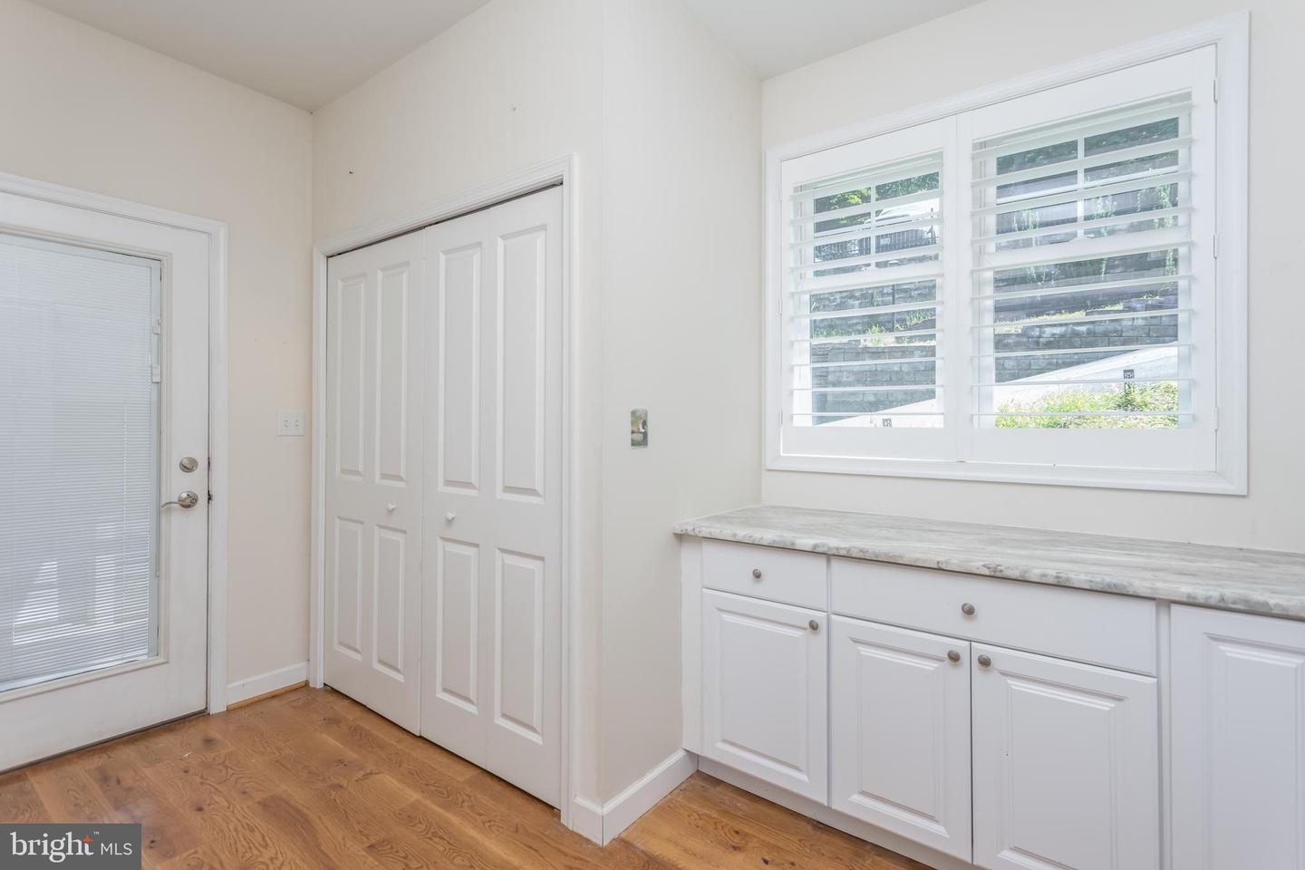 1079 LAKEVIEW DR, CROSS JUNCTION, Virginia 22625, 4 Bedrooms Bedrooms, ,3 BathroomsBathrooms,Residential,For sale,1079 LAKEVIEW DR,VAFV2035070 MLS # VAFV2035070
