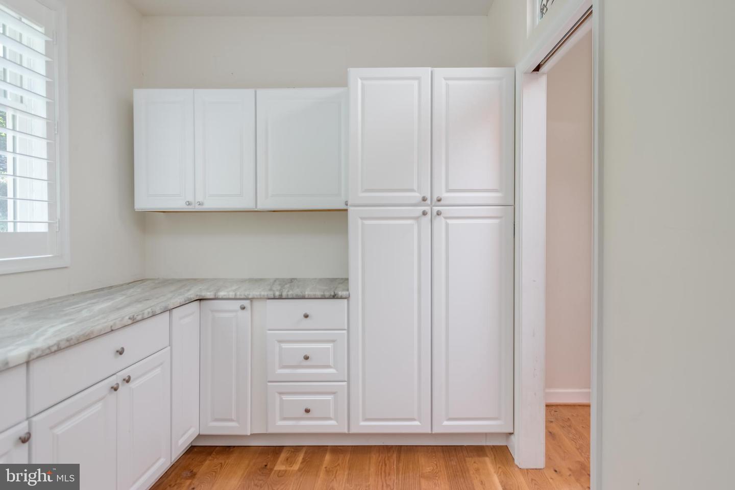 1079 LAKEVIEW DR, CROSS JUNCTION, Virginia 22625, 4 Bedrooms Bedrooms, ,3 BathroomsBathrooms,Residential,For sale,1079 LAKEVIEW DR,VAFV2035070 MLS # VAFV2035070