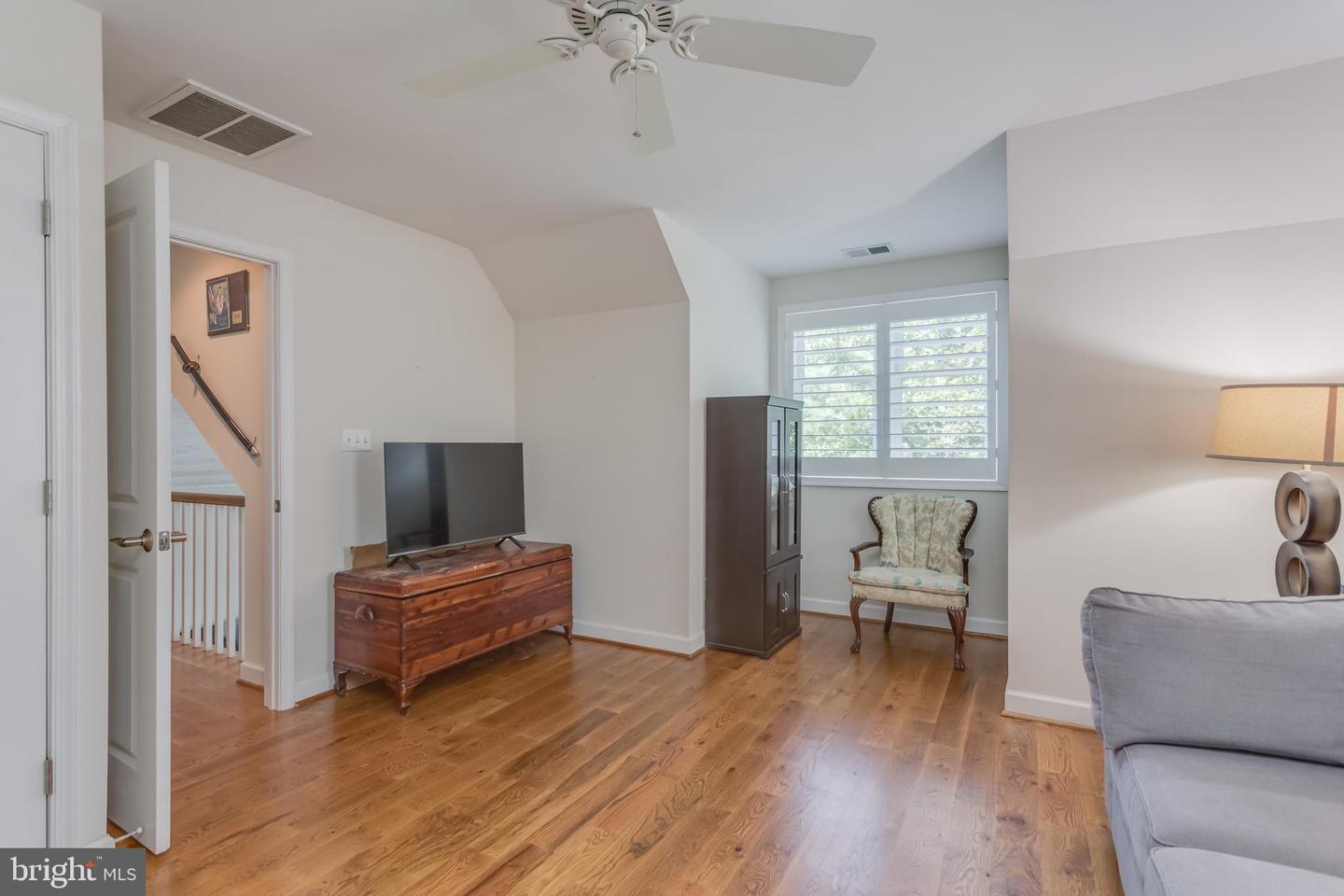 1079 LAKEVIEW DR, CROSS JUNCTION, Virginia 22625, 4 Bedrooms Bedrooms, ,3 BathroomsBathrooms,Residential,For sale,1079 LAKEVIEW DR,VAFV2035070 MLS # VAFV2035070