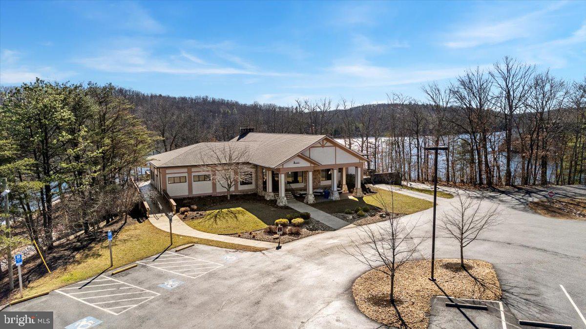 1079 LAKEVIEW DR, CROSS JUNCTION, Virginia 22625, 4 Bedrooms Bedrooms, ,3 BathroomsBathrooms,Residential,For sale,1079 LAKEVIEW DR,VAFV2035070 MLS # VAFV2035070