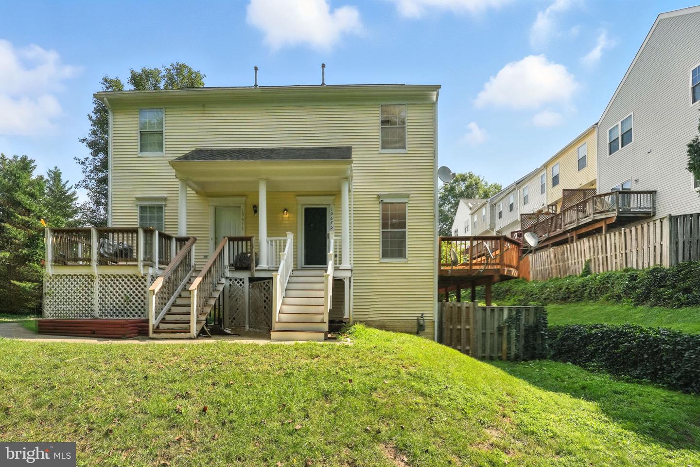 15675 VIEWPOINT CIR, DUMFRIES, Virginia 22025, 2 Bedrooms Bedrooms, ,2 BathroomsBathrooms,Residential,For sale,15675 VIEWPOINT CIR,VAPW2097900 MLS # VAPW2097900