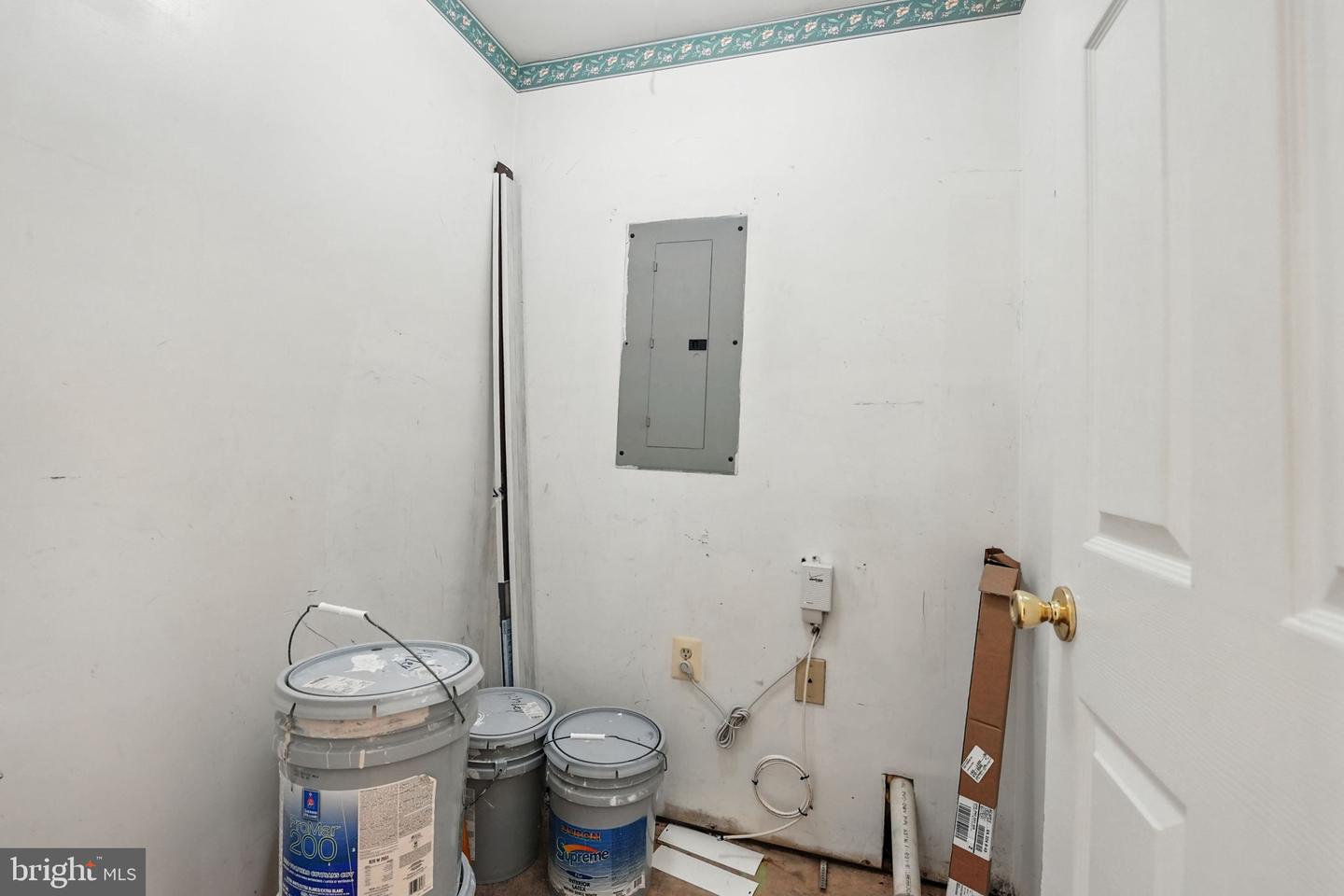 15675 VIEWPOINT CIR, DUMFRIES, Virginia 22025, 2 Bedrooms Bedrooms, ,2 BathroomsBathrooms,Residential,For sale,15675 VIEWPOINT CIR,VAPW2097900 MLS # VAPW2097900
