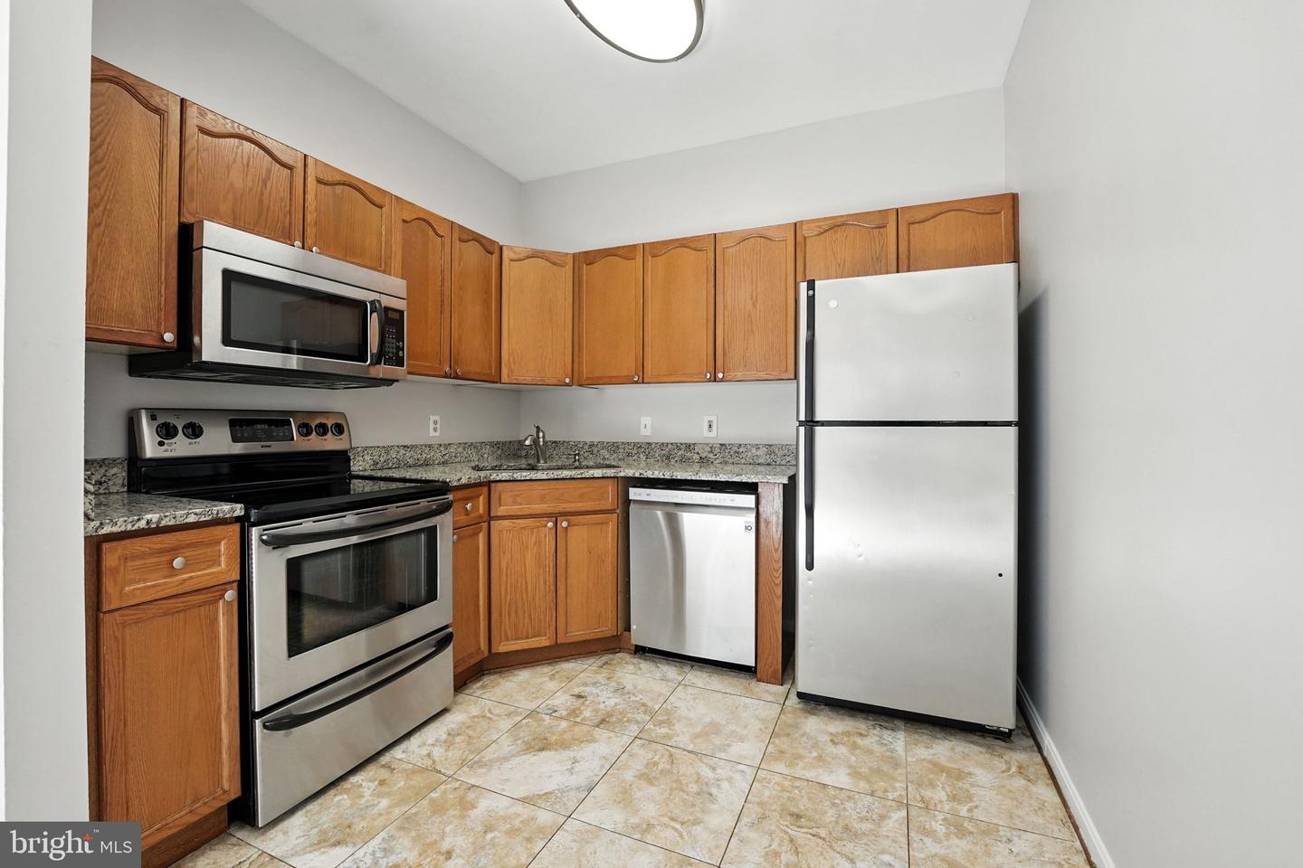 15675 VIEWPOINT CIR, DUMFRIES, Virginia 22025, 2 Bedrooms Bedrooms, ,2 BathroomsBathrooms,Residential,For sale,15675 VIEWPOINT CIR,VAPW2097900 MLS # VAPW2097900
