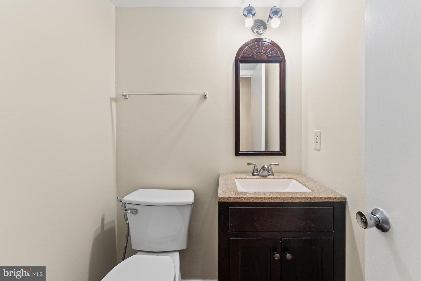 6427 OLD SCOTTS CT, SPRINGFIELD, Virginia 22152, 3 Bedrooms Bedrooms, ,2 BathroomsBathrooms,Residential,For sale,6427 OLD SCOTTS CT,VAFX2251616 MLS # VAFX2251616
