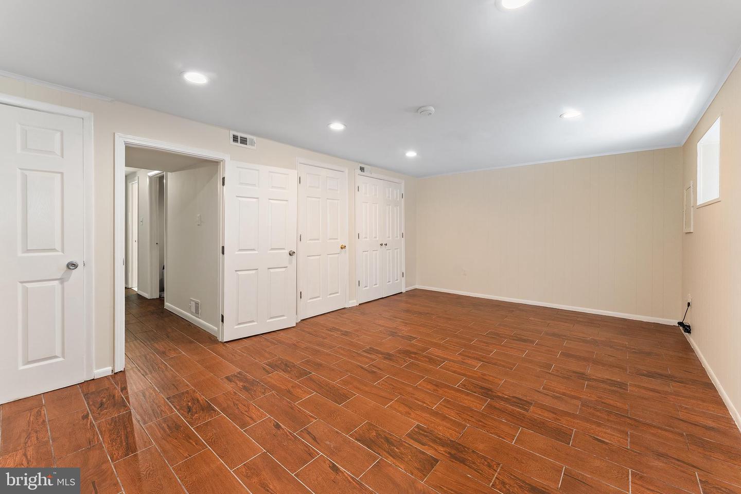 6427 OLD SCOTTS CT, SPRINGFIELD, Virginia 22152, 3 Bedrooms Bedrooms, ,2 BathroomsBathrooms,Residential,For sale,6427 OLD SCOTTS CT,VAFX2251616 MLS # VAFX2251616