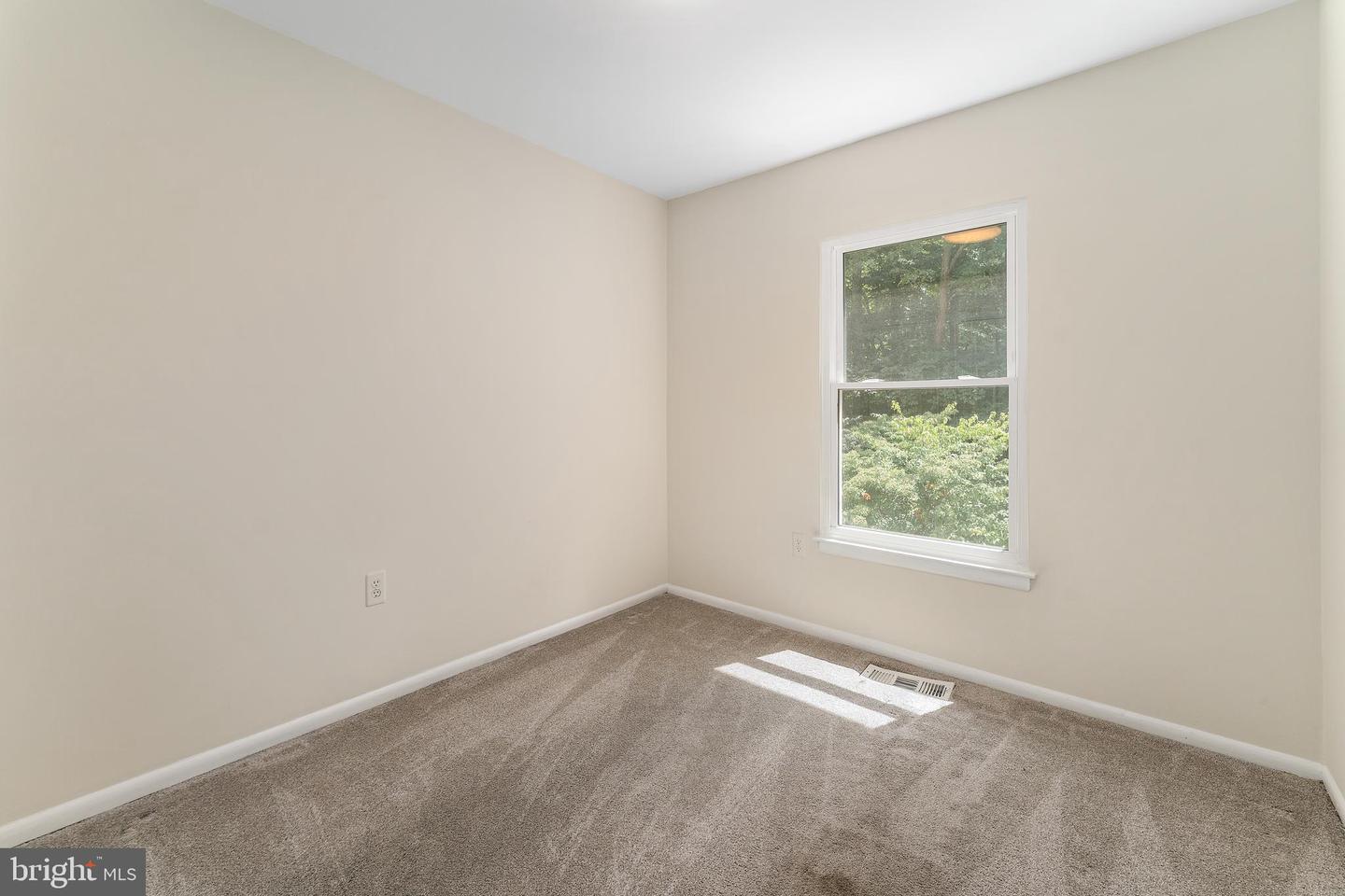 6427 OLD SCOTTS CT, SPRINGFIELD, Virginia 22152, 3 Bedrooms Bedrooms, ,2 BathroomsBathrooms,Residential,For sale,6427 OLD SCOTTS CT,VAFX2251616 MLS # VAFX2251616