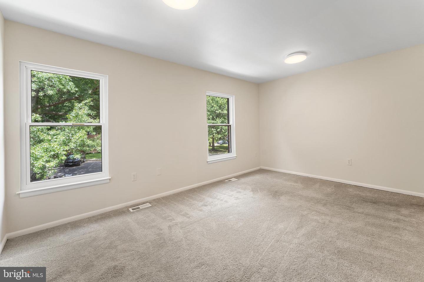6427 OLD SCOTTS CT, SPRINGFIELD, Virginia 22152, 3 Bedrooms Bedrooms, ,2 BathroomsBathrooms,Residential,For sale,6427 OLD SCOTTS CT,VAFX2251616 MLS # VAFX2251616