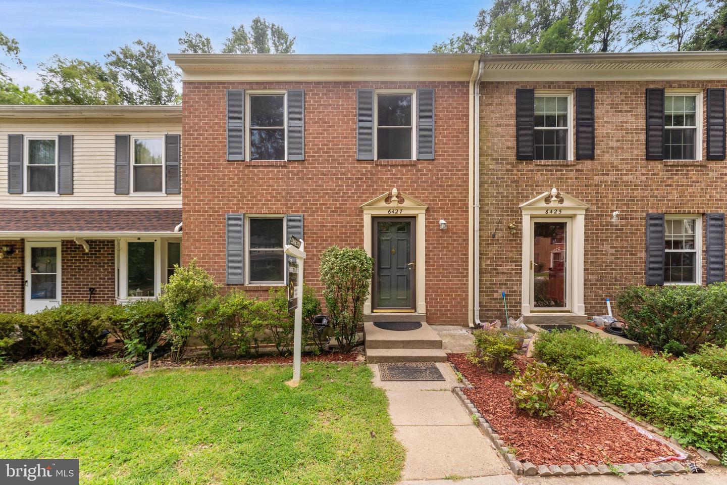 6427 OLD SCOTTS CT, SPRINGFIELD, Virginia 22152, 3 Bedrooms Bedrooms, ,2 BathroomsBathrooms,Residential,For sale,6427 OLD SCOTTS CT,VAFX2251616 MLS # VAFX2251616