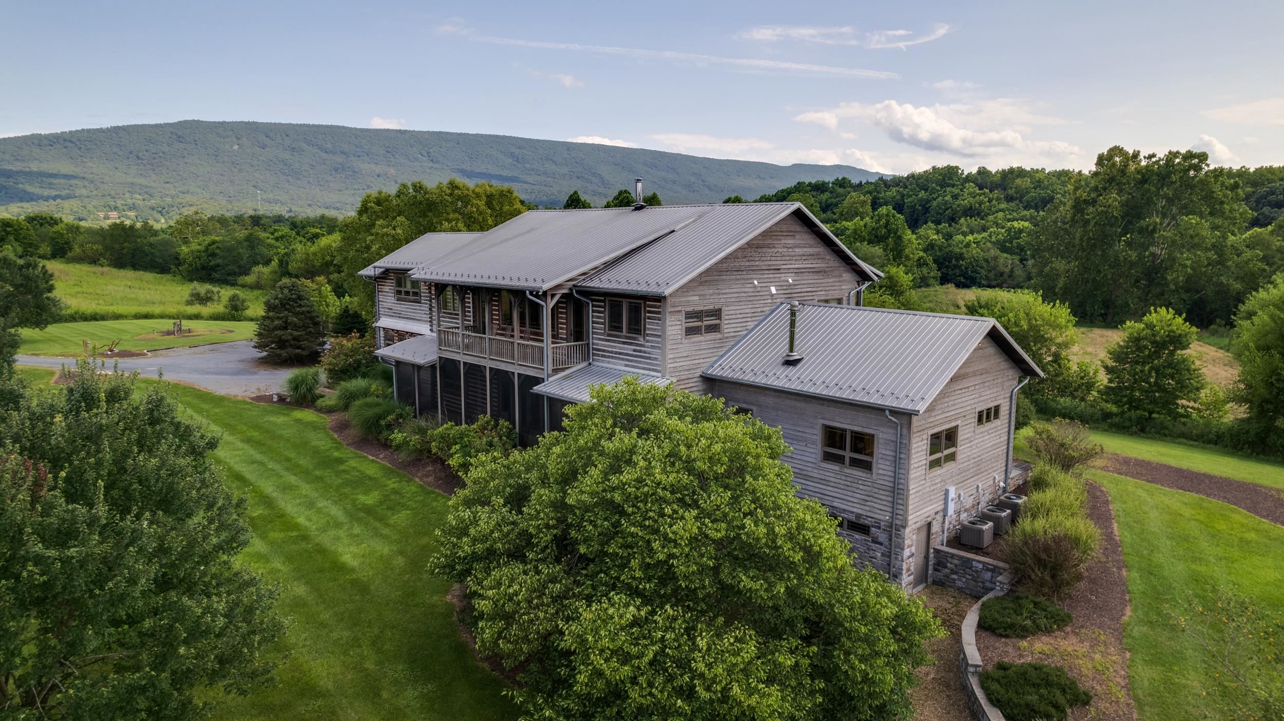 The Quail on the Creek Farm offers so much for everyone.  Peace and relaxation!  Situated on 58 acres.  Don't miss out.  Priced at recent true appraisal.