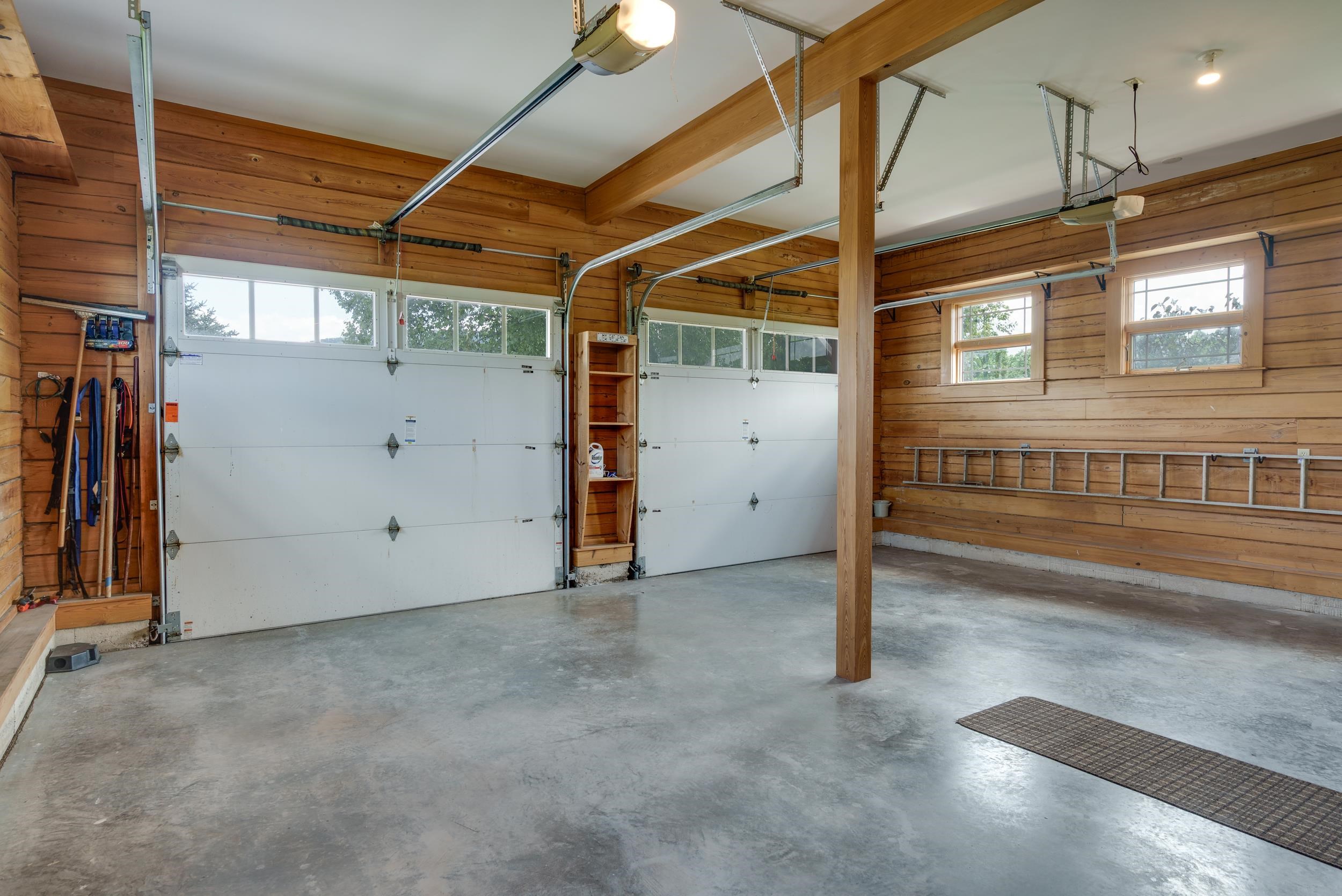 500 LOG CABIN LN, NEW MARKET, Virginia 22844, 3 Bedrooms Bedrooms, ,5 BathroomsBathrooms,Residential,500 LOG CABIN LN,667762 MLS # 667762