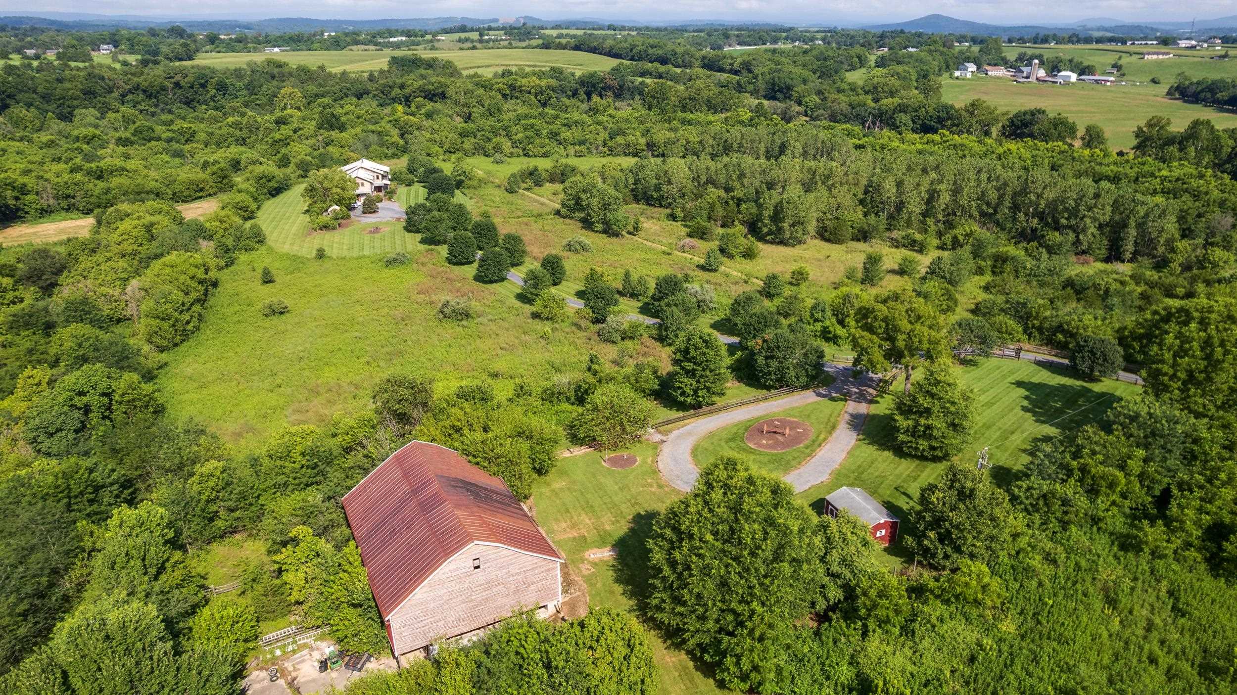 500 LOG CABIN LN, NEW MARKET, Virginia 22844, 3 Bedrooms Bedrooms, ,5 BathroomsBathrooms,Residential,500 LOG CABIN LN,667762 MLS # 667762
