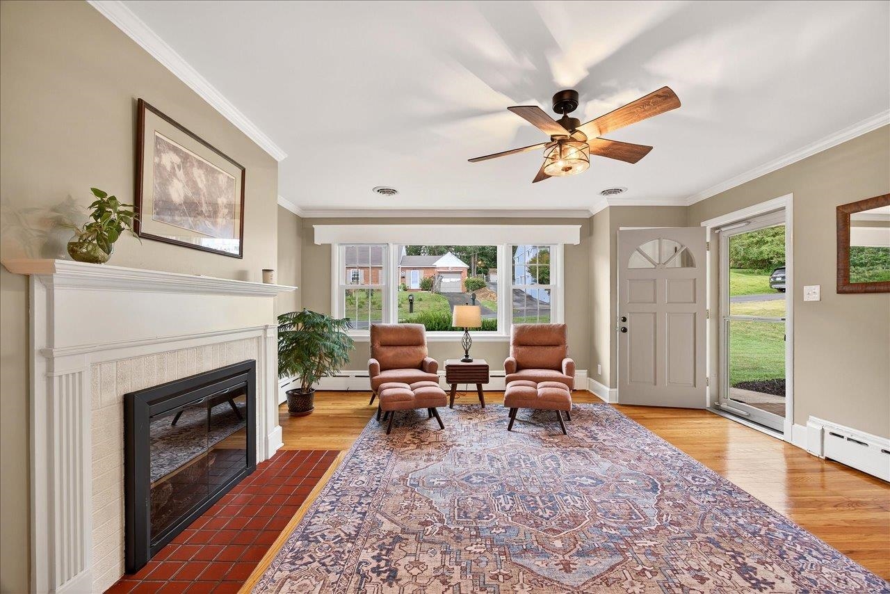 8 BELMONT DR, STAUNTON, Virginia 24401, 2 Bedrooms Bedrooms, ,2 BathroomsBathrooms,Residential,8 BELMONT DR,667982 MLS # 667982