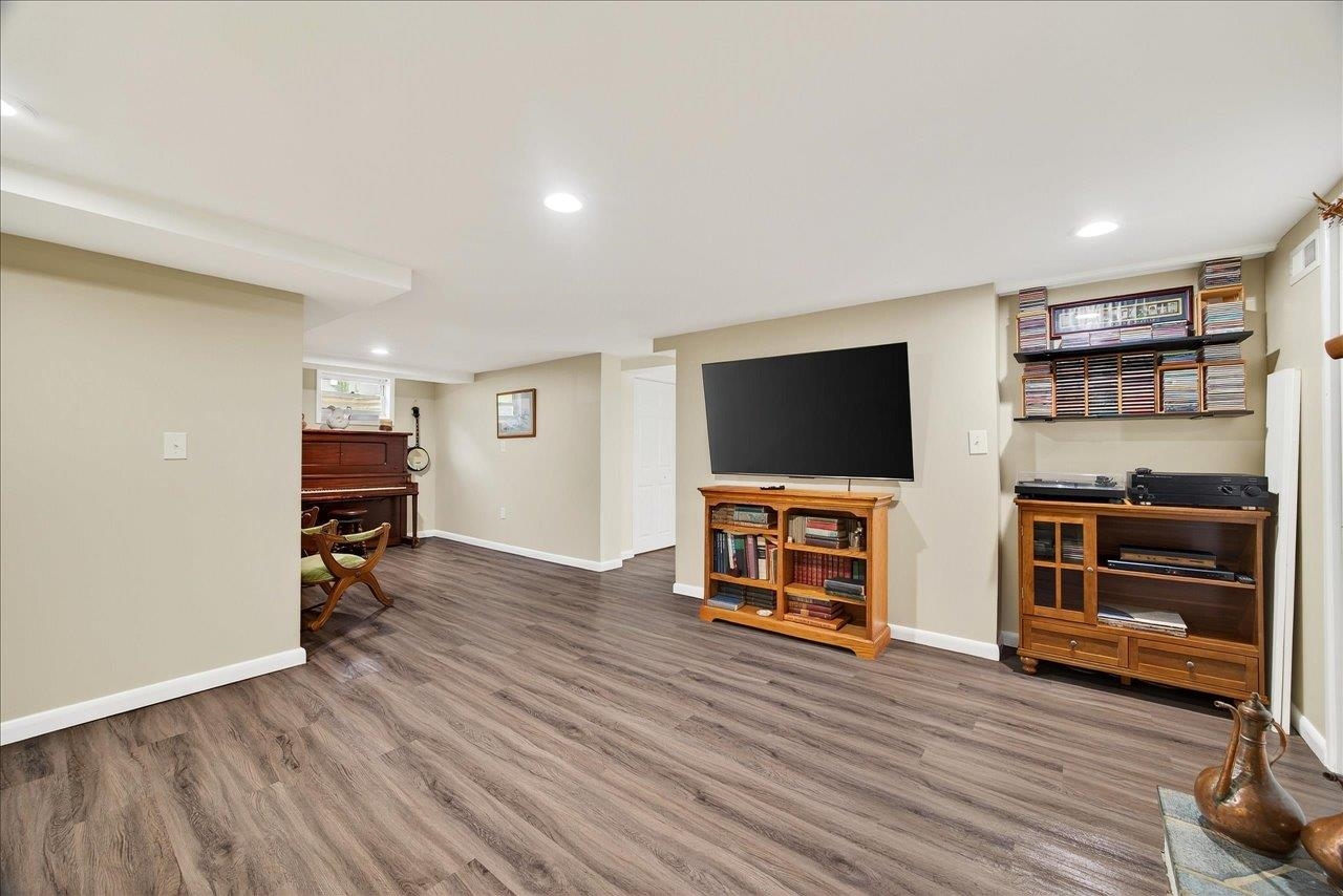 8 BELMONT DR, STAUNTON, Virginia 24401, 2 Bedrooms Bedrooms, ,2 BathroomsBathrooms,Residential,8 BELMONT DR,667982 MLS # 667982