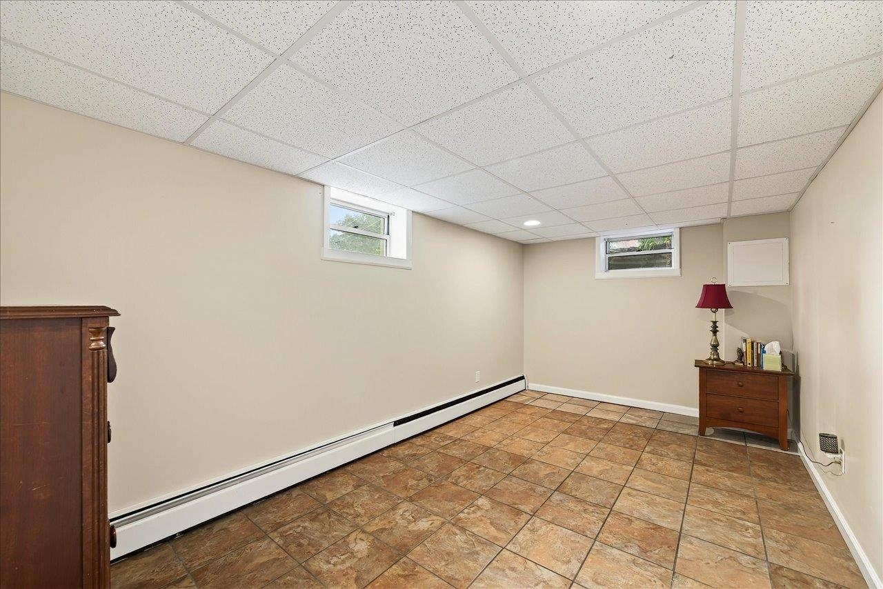 8 BELMONT DR, STAUNTON, Virginia 24401, 2 Bedrooms Bedrooms, ,2 BathroomsBathrooms,Residential,8 BELMONT DR,667982 MLS # 667982