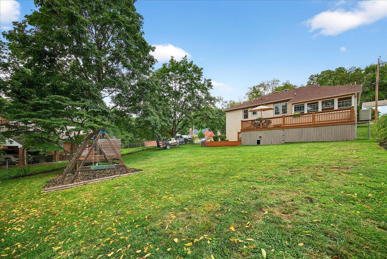 8 BELMONT DR, STAUNTON, Virginia 24401, 2 Bedrooms Bedrooms, ,2 BathroomsBathrooms,Residential,8 BELMONT DR,667982 MLS # 667982