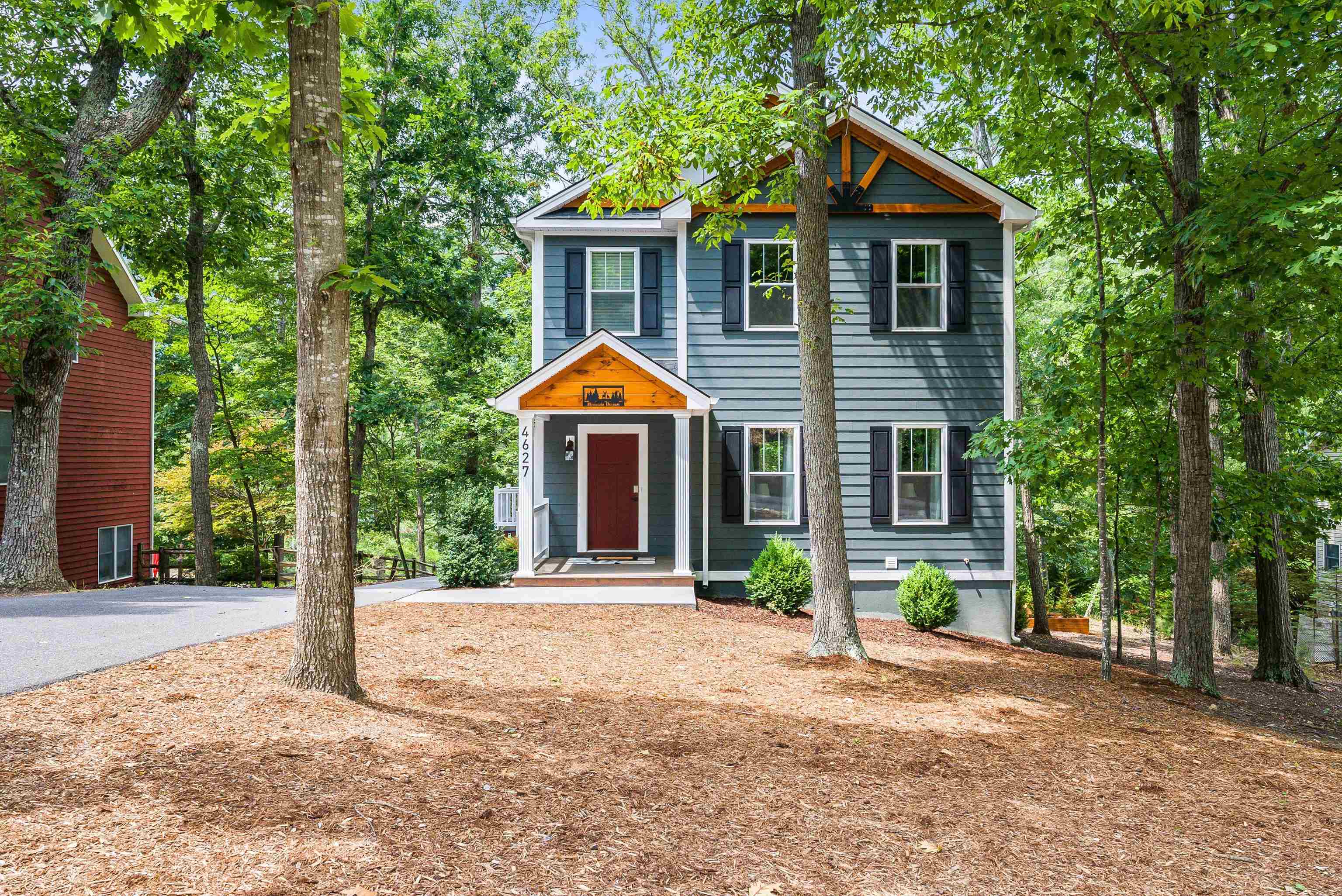 4627 PALMER RD, MCGAHEYSVILLE, Virginia 22840, 4 Bedrooms Bedrooms, ,3 BathroomsBathrooms,Residential,4627 PALMER RD,667984 MLS # 667984
