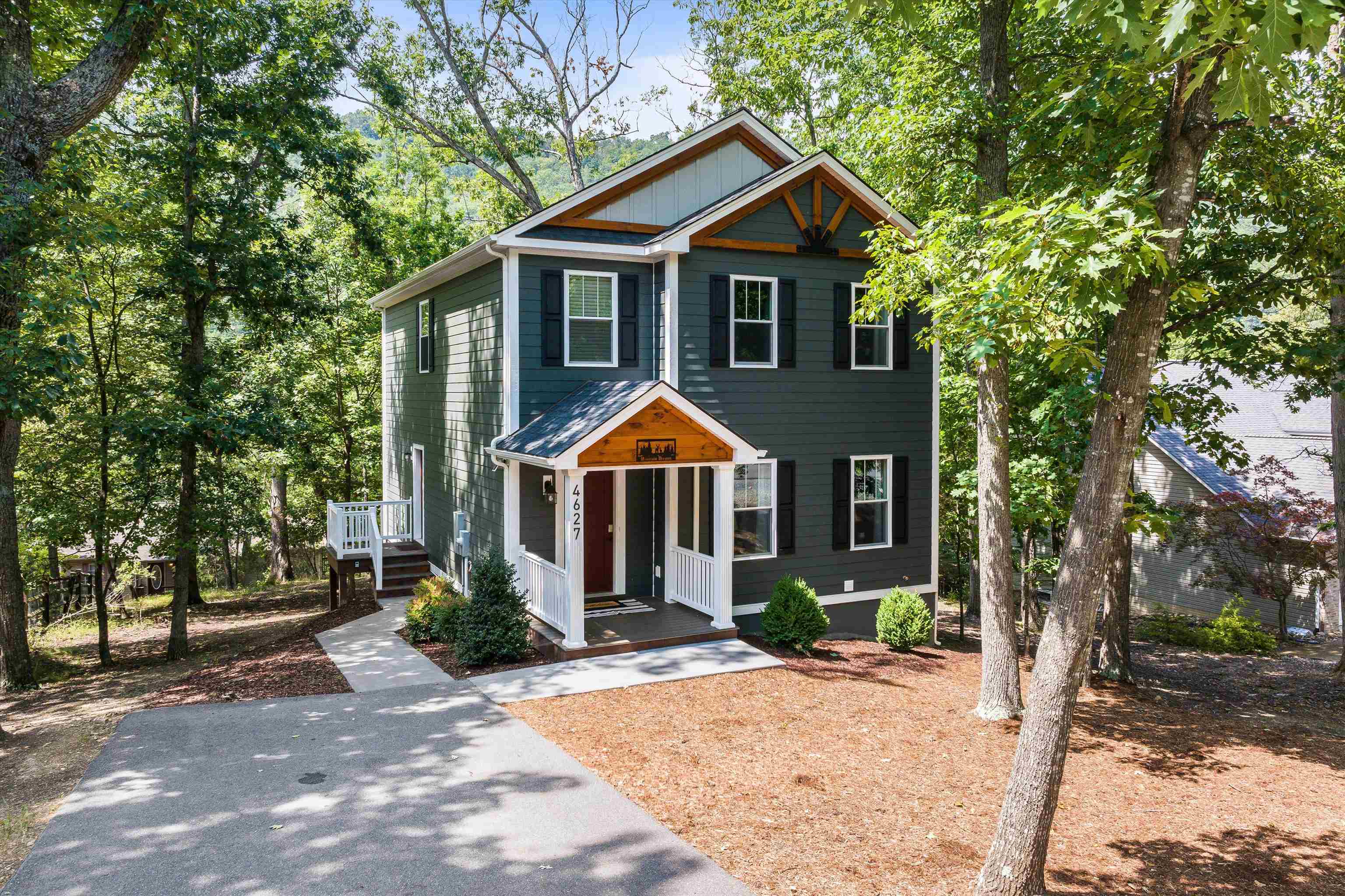 4627 PALMER RD, MCGAHEYSVILLE, Virginia 22840, 4 Bedrooms Bedrooms, ,3 BathroomsBathrooms,Residential,4627 PALMER RD,667984 MLS # 667984