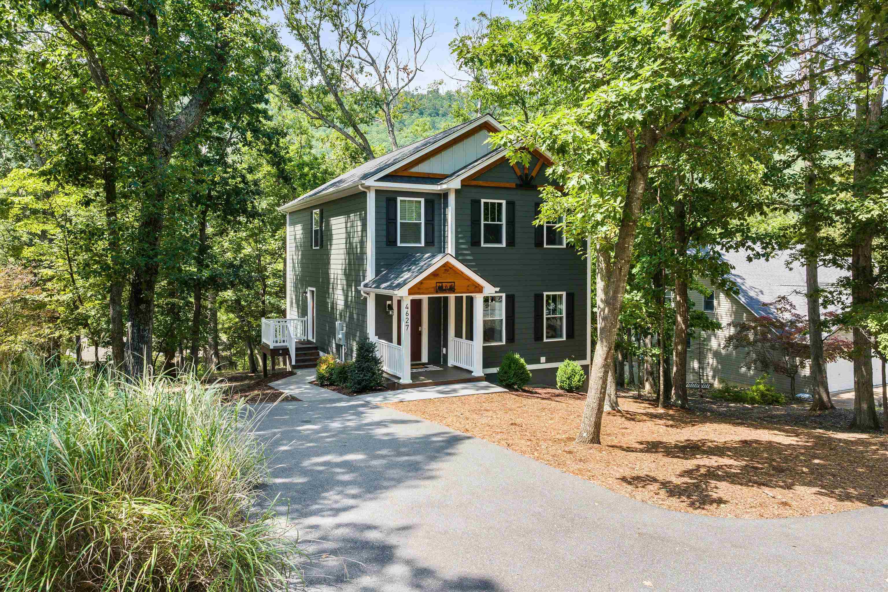 4627 PALMER RD, MCGAHEYSVILLE, Virginia 22840, 4 Bedrooms Bedrooms, ,3 BathroomsBathrooms,Residential,4627 PALMER RD,667984 MLS # 667984