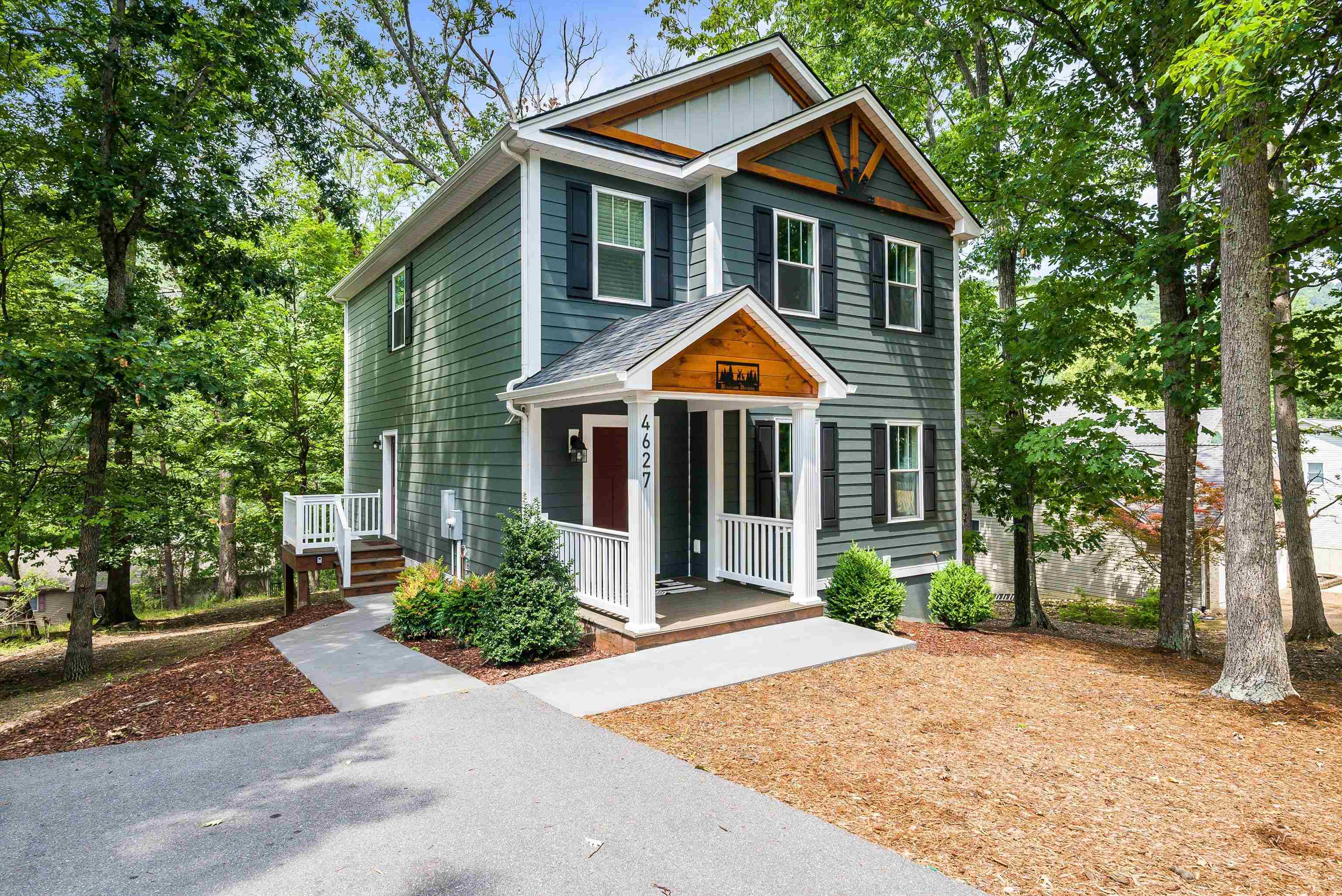 4627 PALMER RD, MCGAHEYSVILLE, Virginia 22840, 4 Bedrooms Bedrooms, ,3 BathroomsBathrooms,Residential,4627 PALMER RD,667984 MLS # 667984