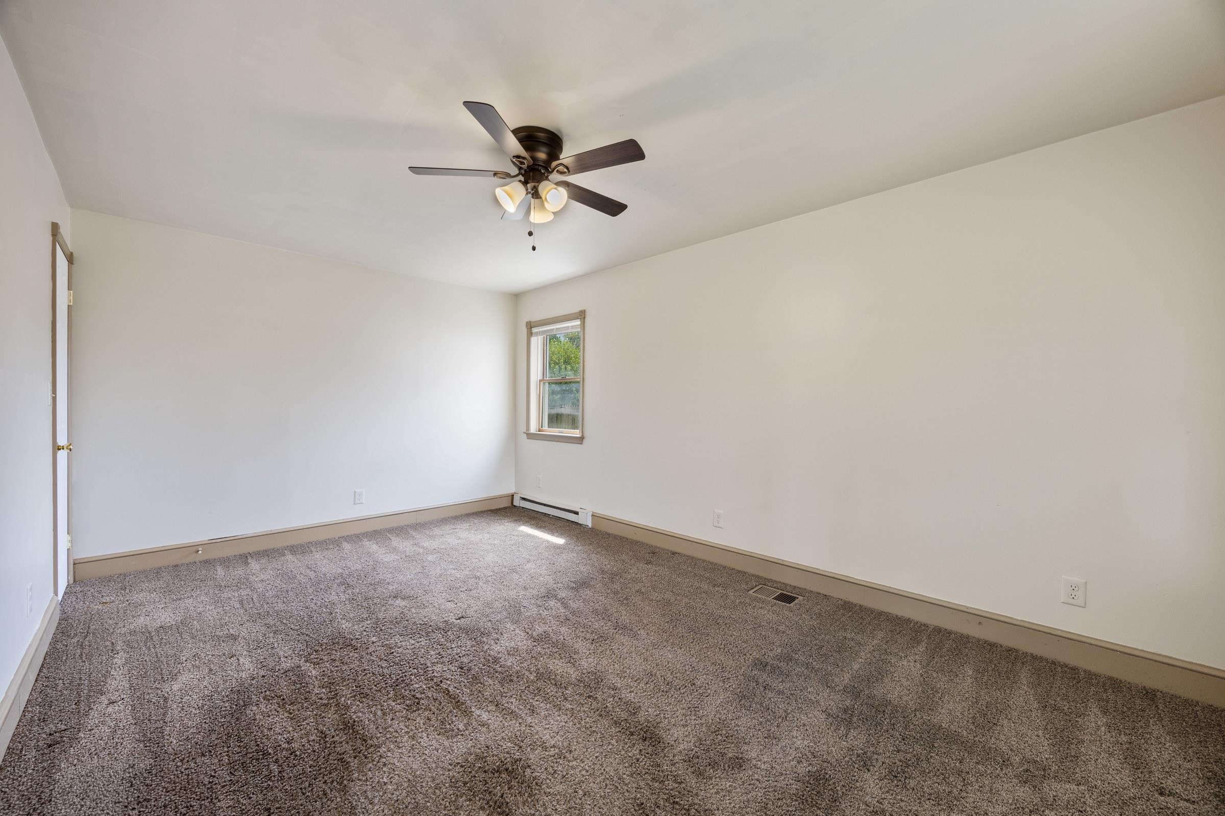 66 N BROAD ST, LURAY, Virginia 22835, 4 Bedrooms Bedrooms, ,2 BathroomsBathrooms,Residential,66 N BROAD ST,667985 MLS # 667985