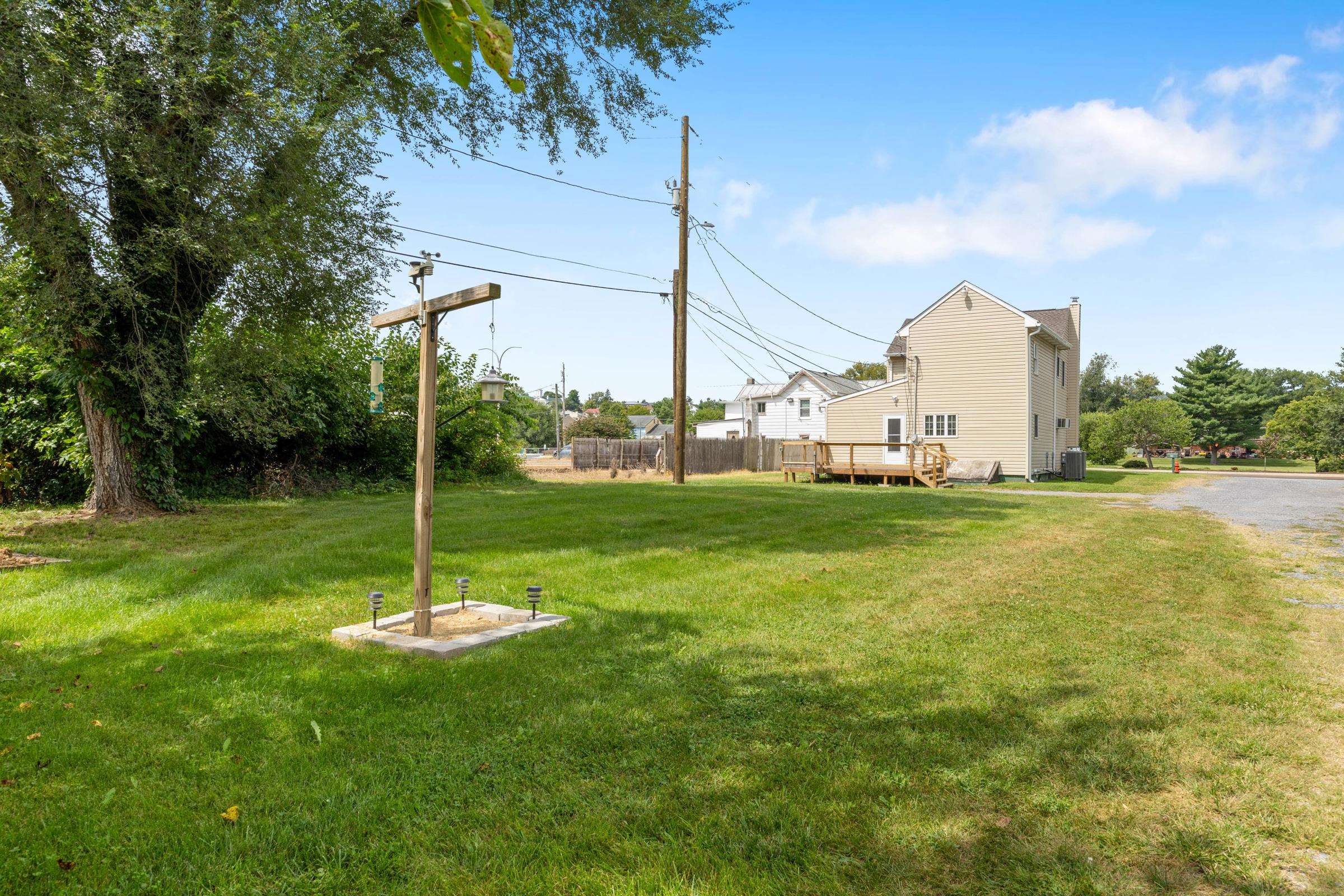 66 N BROAD ST, LURAY, Virginia 22835, 4 Bedrooms Bedrooms, ,2 BathroomsBathrooms,Residential,66 N BROAD ST,667985 MLS # 667985