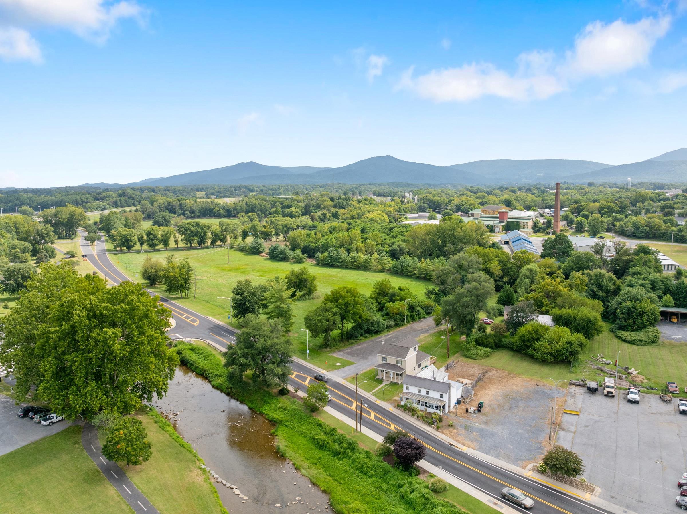 66 N BROAD ST, LURAY, Virginia 22835, 4 Bedrooms Bedrooms, ,2 BathroomsBathrooms,Residential,66 N BROAD ST,667985 MLS # 667985