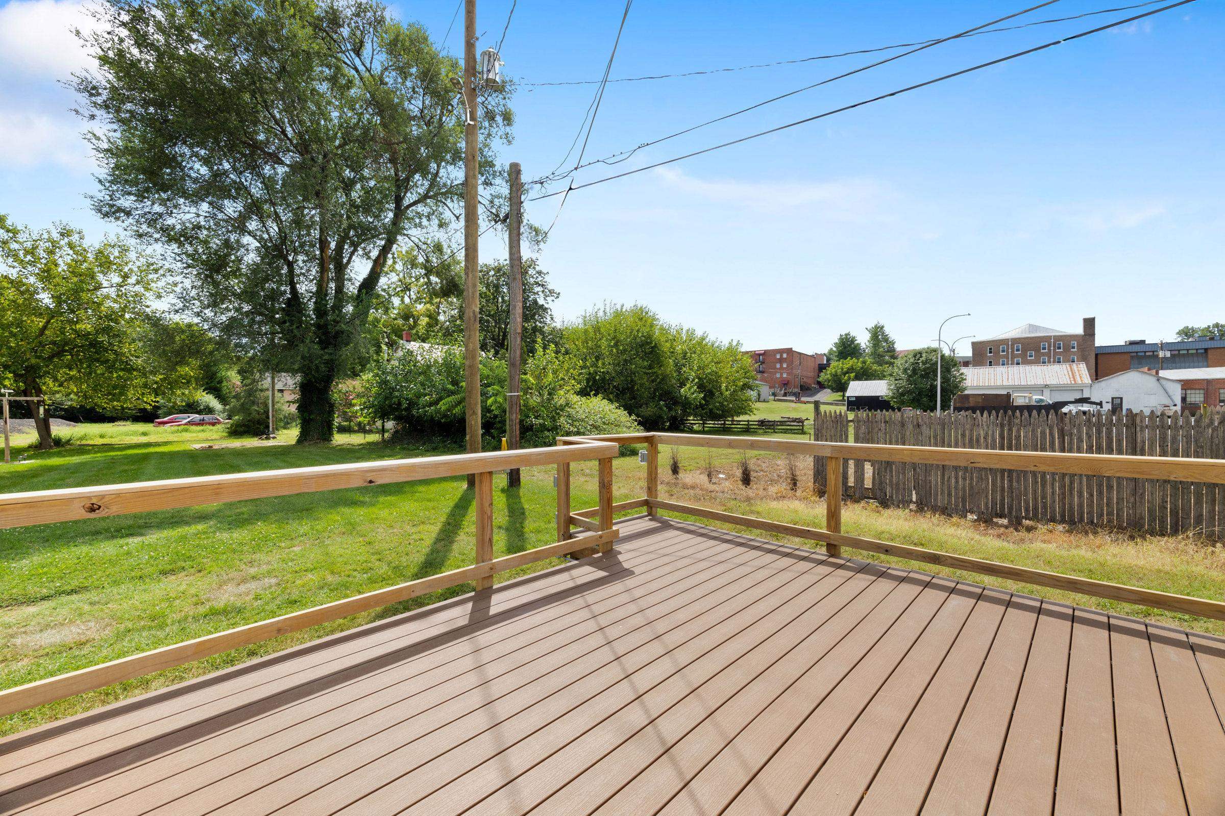 66 N BROAD ST, LURAY, Virginia 22835, 4 Bedrooms Bedrooms, ,2 BathroomsBathrooms,Residential,66 N BROAD ST,667985 MLS # 667985