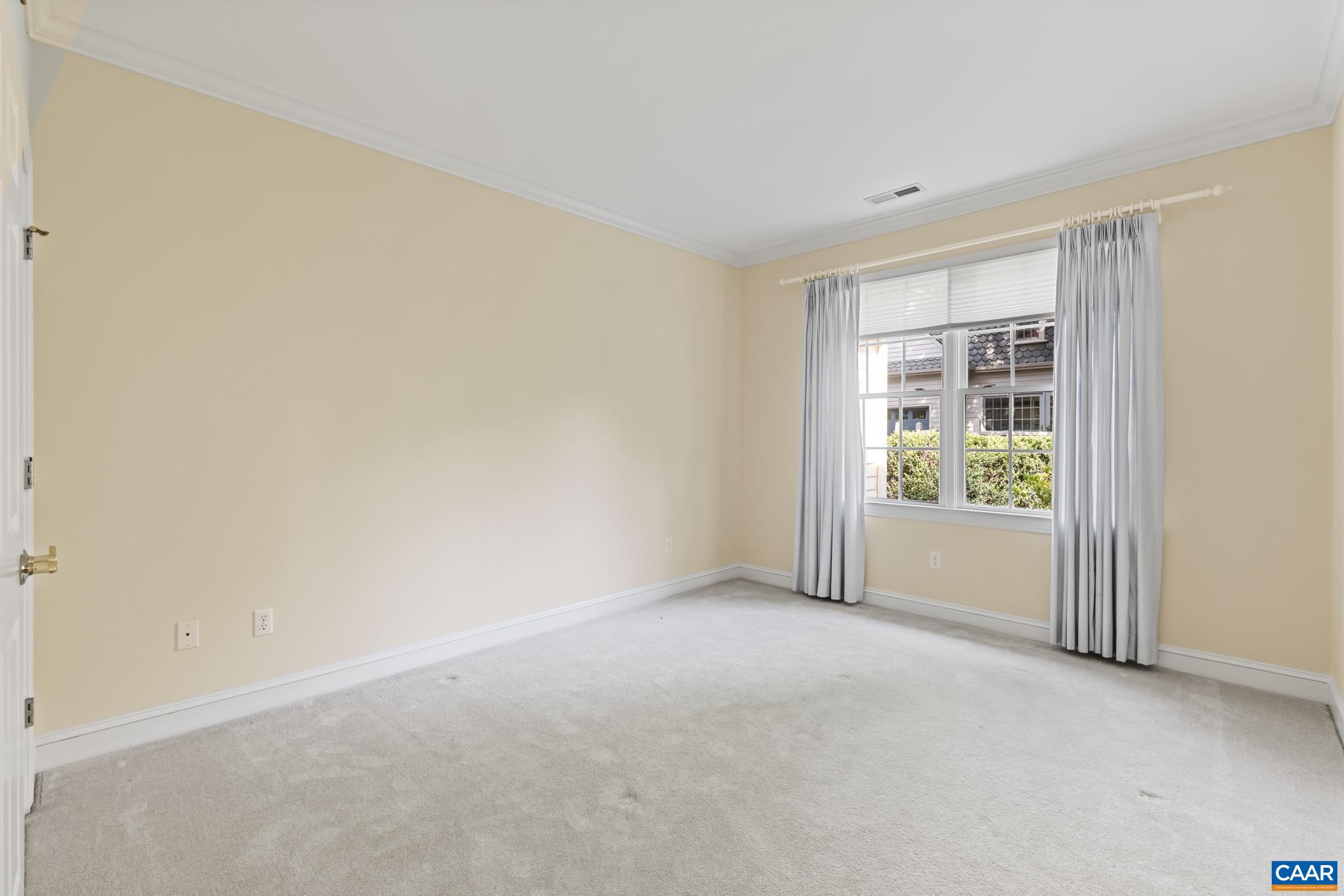 1147 MARION DR, CHARLOTTESVILLE, Virginia 22903, 4 Bedrooms Bedrooms, ,3 BathroomsBathrooms,Residential,1147 MARION DR,667364 MLS # 667364