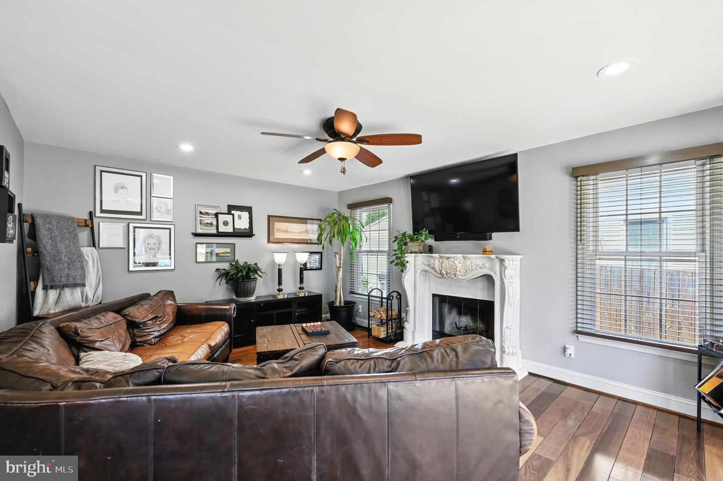 9605 LINDEN WOOD RD, MANASSAS, Virginia 20111, 4 Bedrooms Bedrooms, ,3 BathroomsBathrooms,Residential,For sale,9605 LINDEN WOOD RD,VAPW2098376 MLS # VAPW2098376