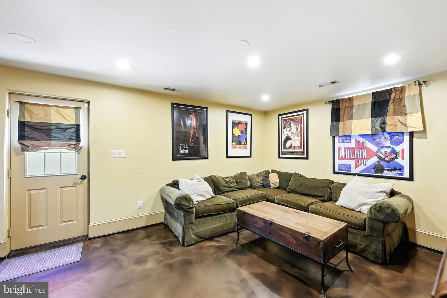 9605 LINDEN WOOD RD, MANASSAS, Virginia 20111, 4 Bedrooms Bedrooms, ,3 BathroomsBathrooms,Residential,For sale,9605 LINDEN WOOD RD,VAPW2098376 MLS # VAPW2098376